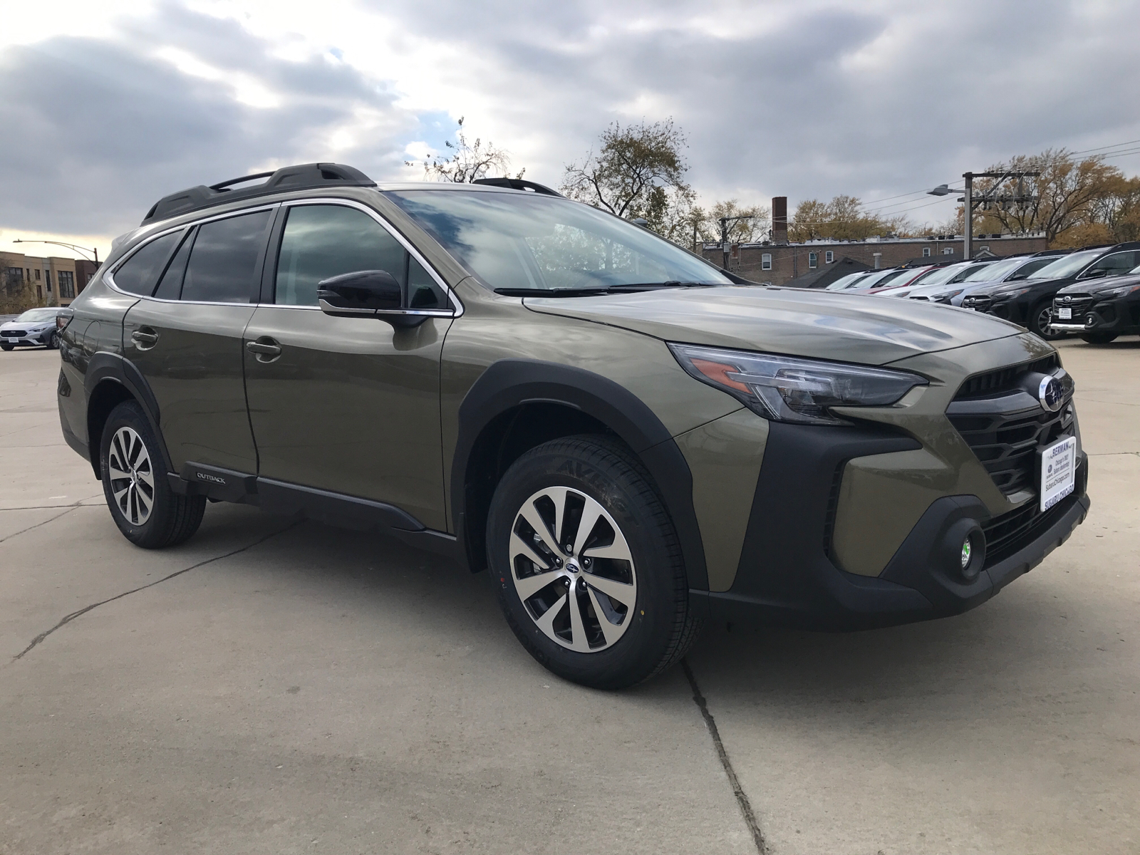 2025 Subaru Outback Premium 1