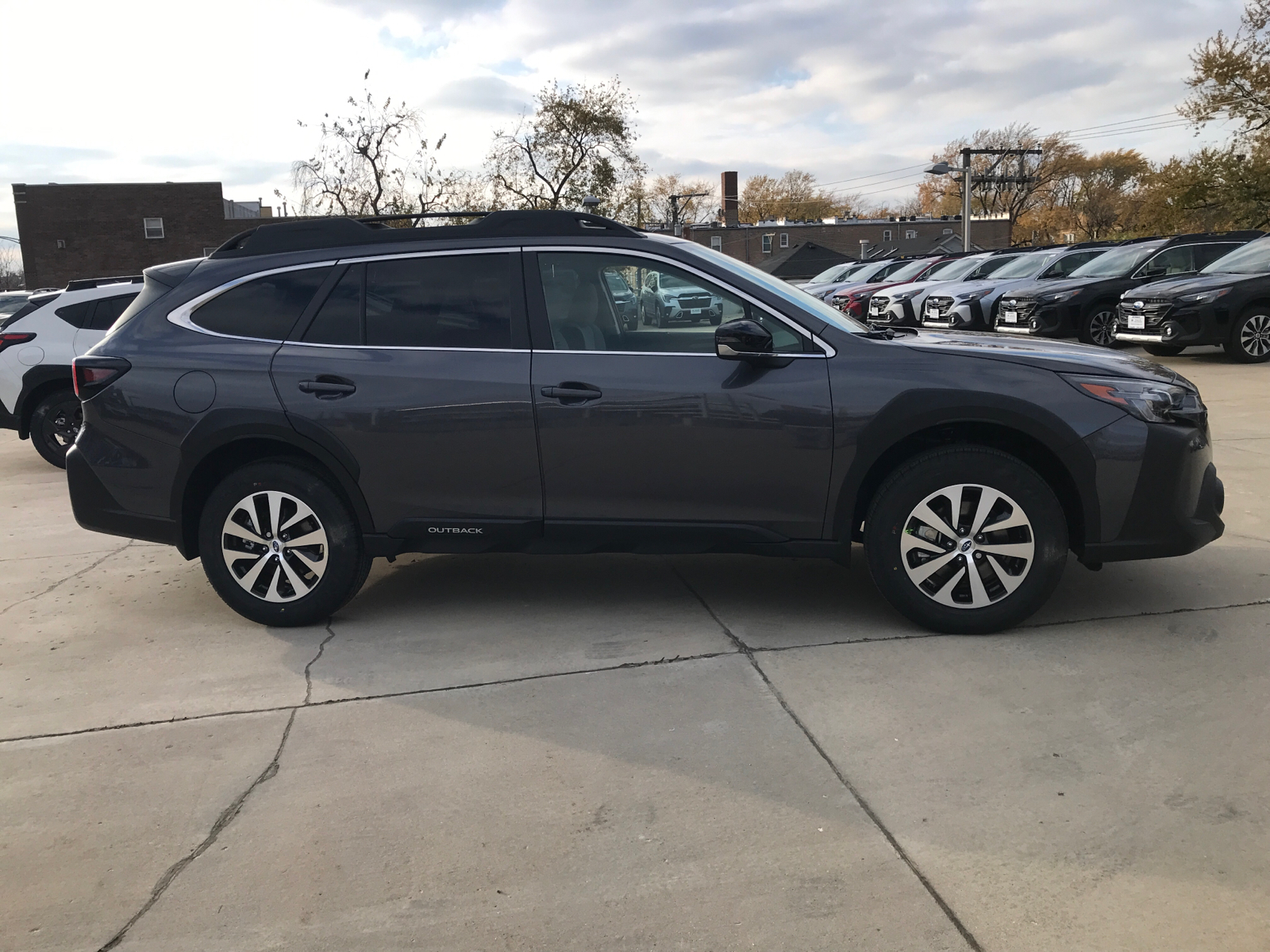 2025 Subaru Outback Premium 2