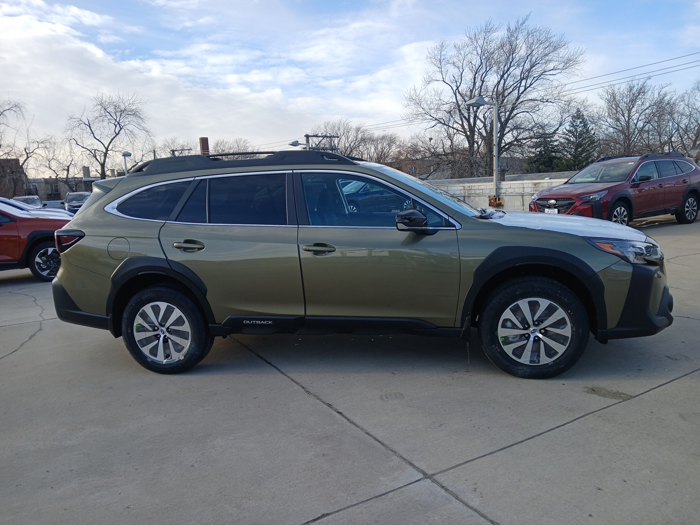 2025 Subaru Outback Premium 2