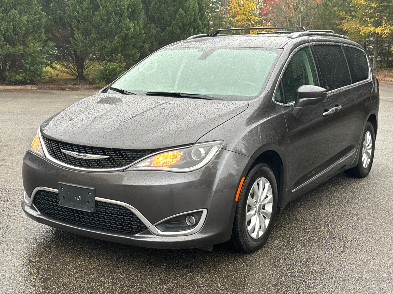 2019 Chrysler Pacifica Touring L 1