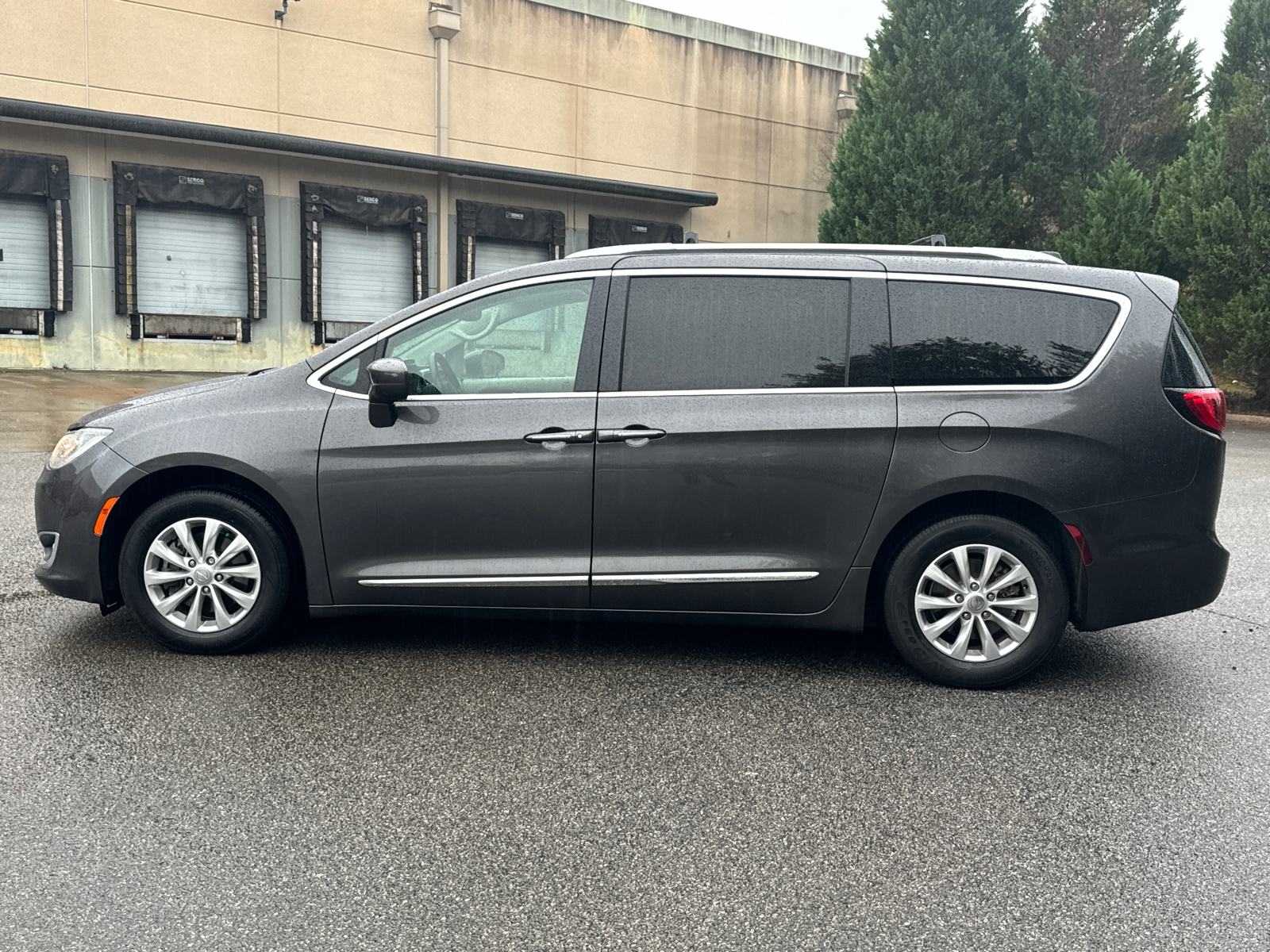 2019 Chrysler Pacifica Touring L 8