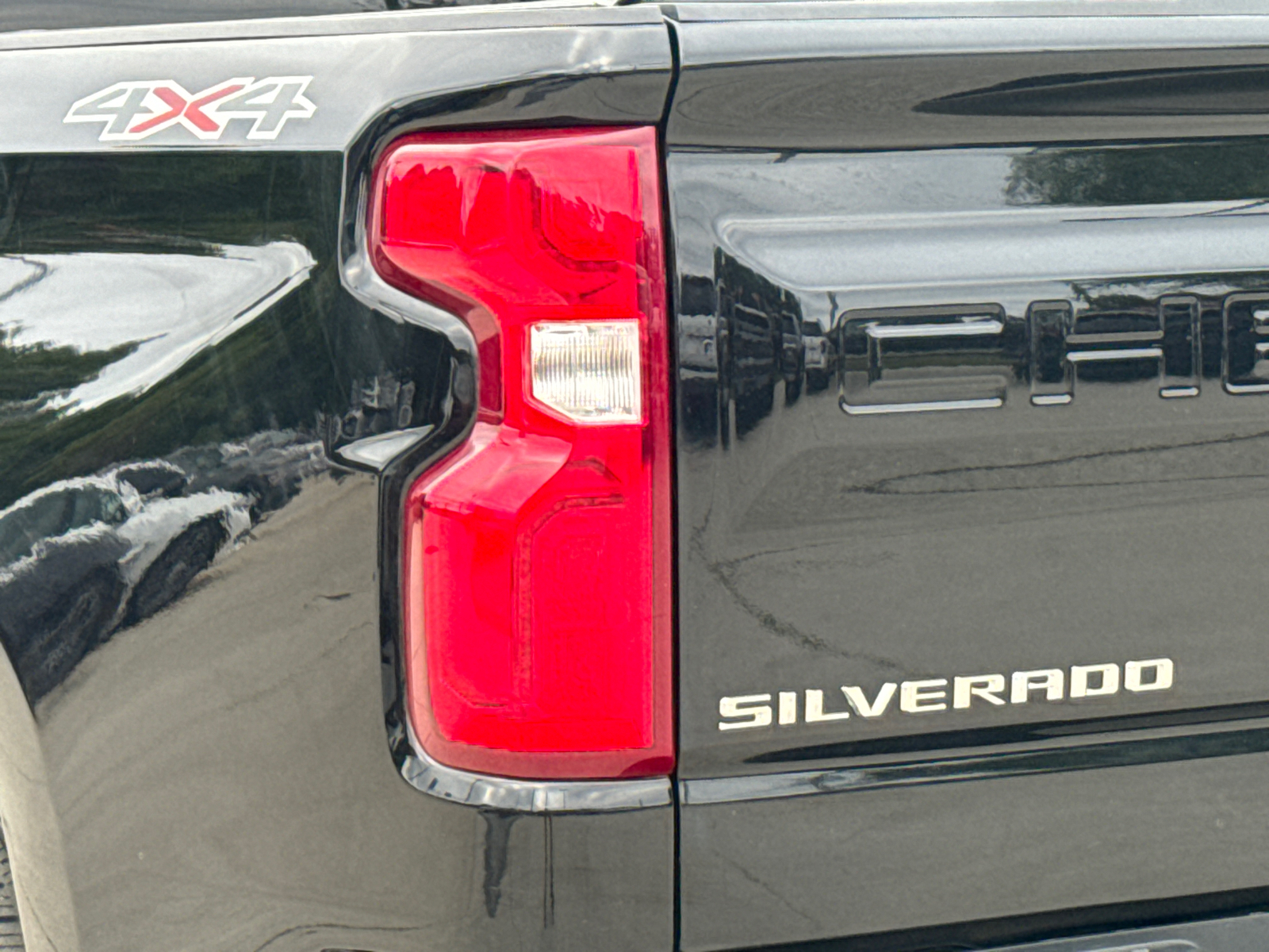 2020 Chevrolet Silverado 1500 Custom 10