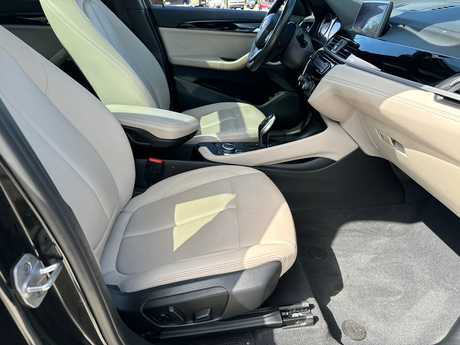 2021 BMW X1 sDrive28i 16