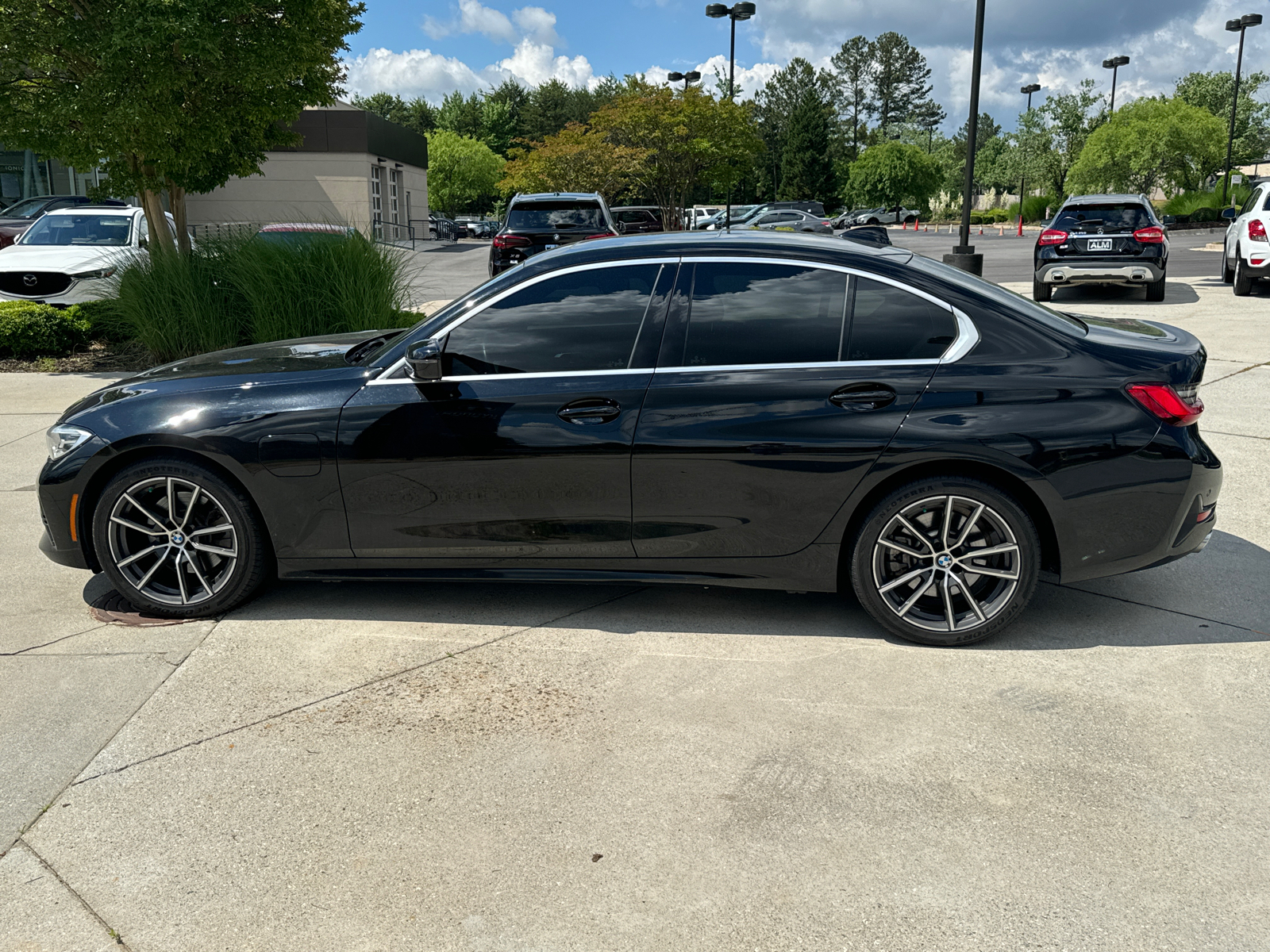 2021 BMW 3 Series 330e iPerformance 8