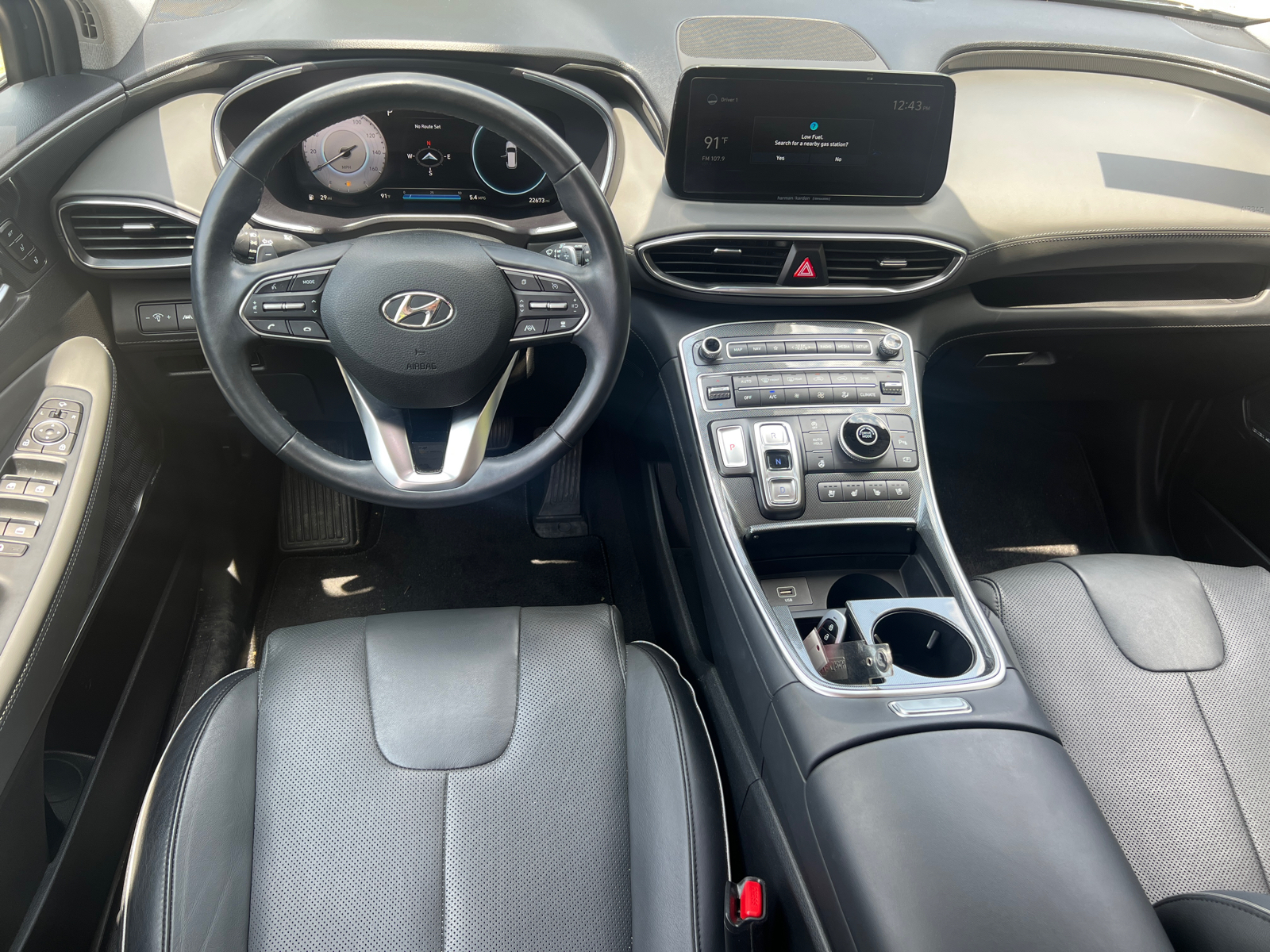 2021 Hyundai Santa Fe Limited 25