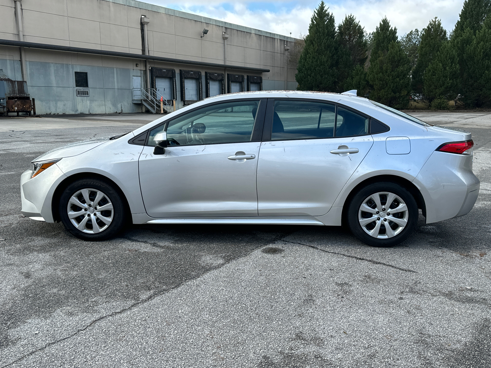 2021 Toyota Corolla LE 8