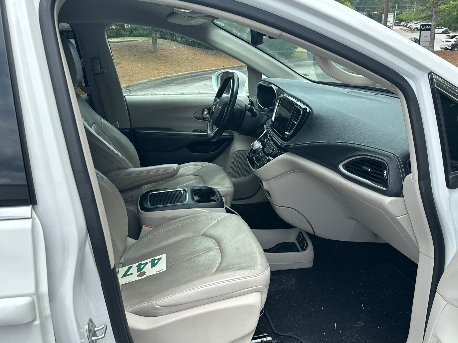2021 Chrysler Pacifica Touring L 16