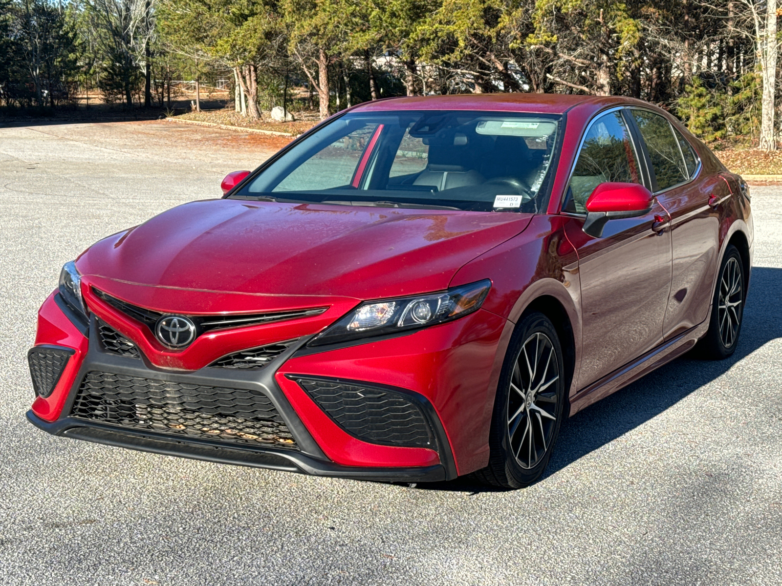 2021 Toyota Camry SE 1