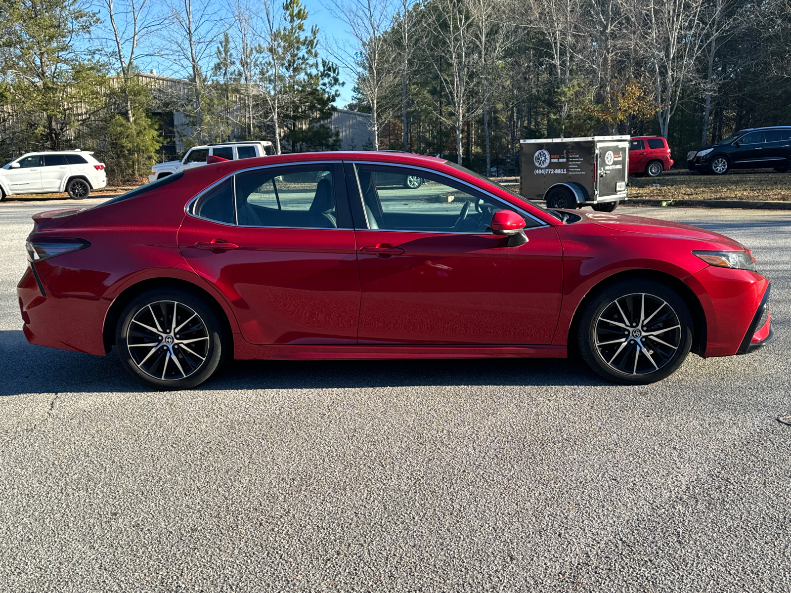 2021 Toyota Camry SE 4