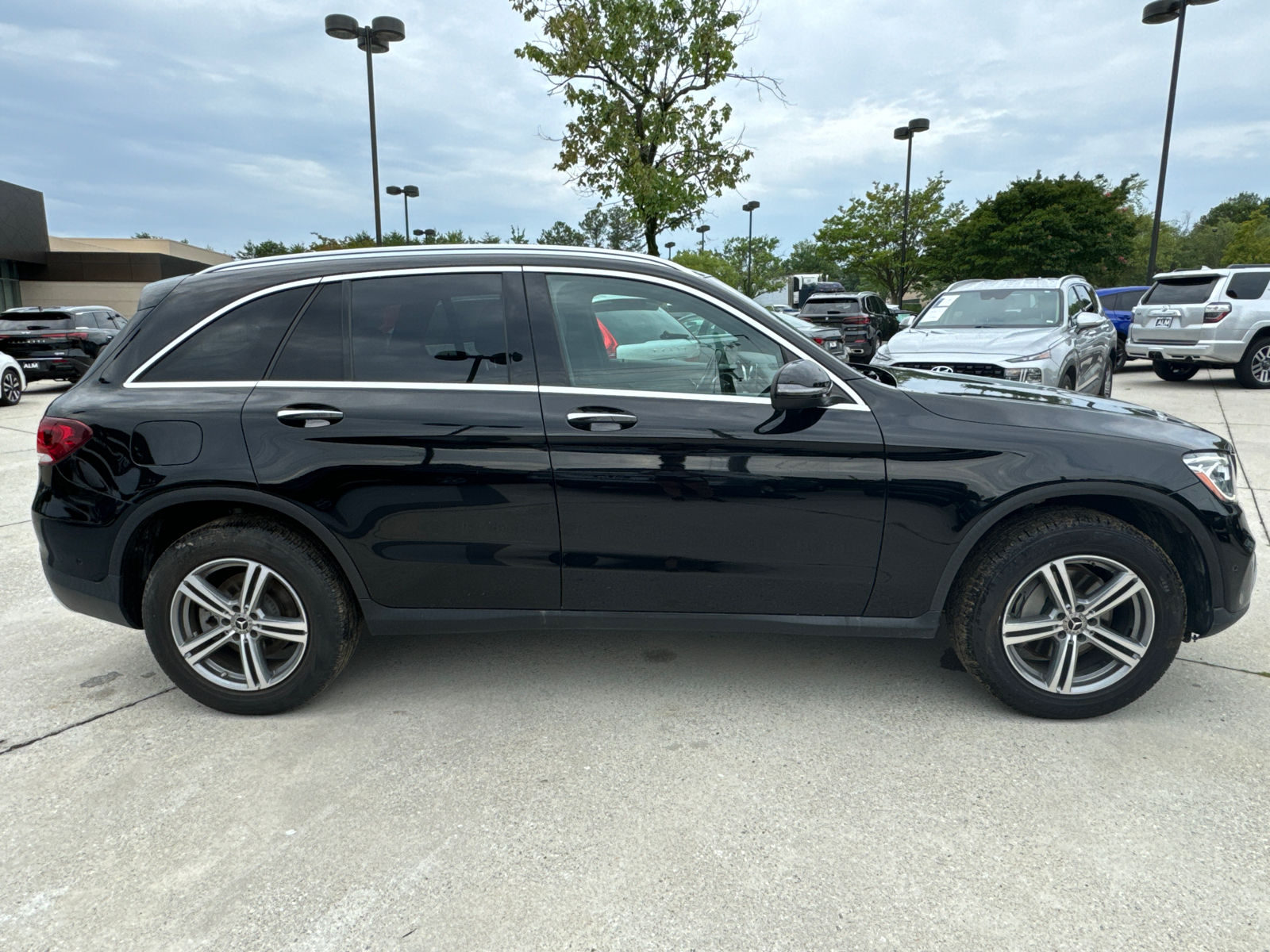 2021 Mercedes-Benz GLC GLC 300 5