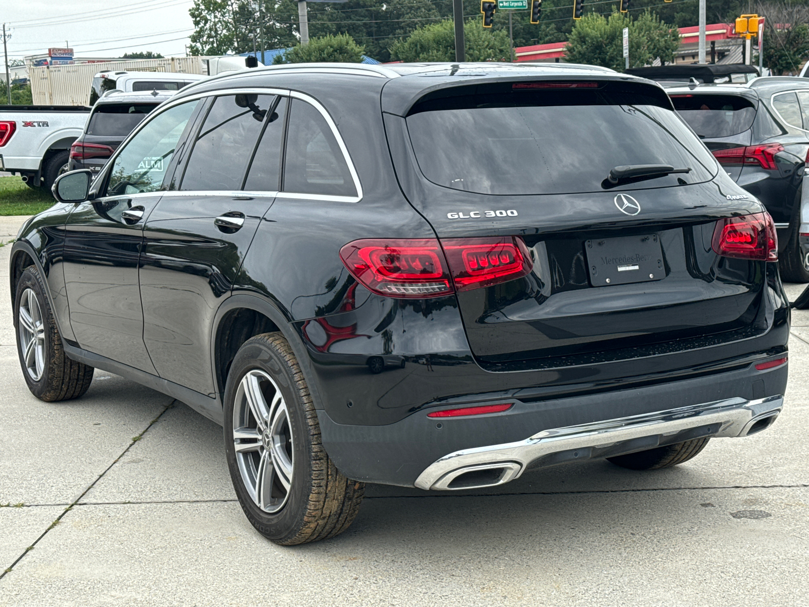 2021 Mercedes-Benz GLC GLC 300 9