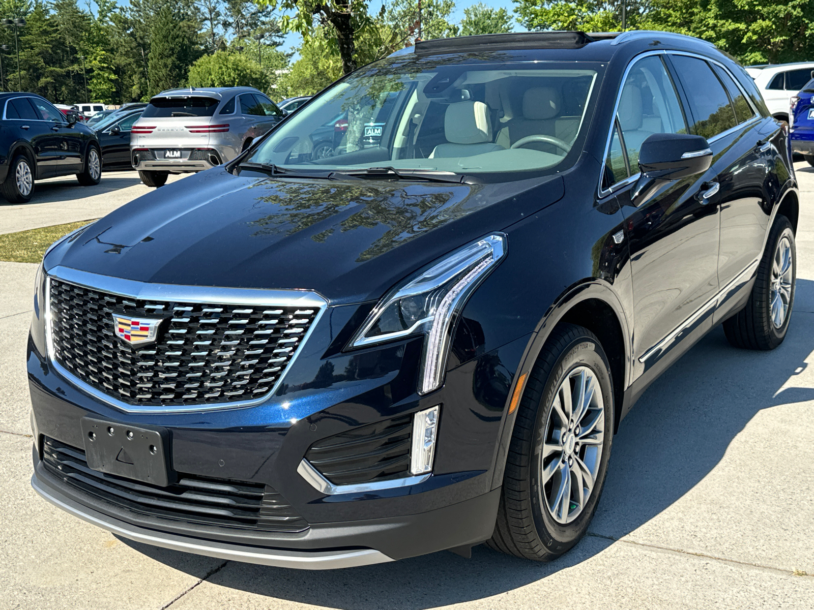 2021 Cadillac XT5 Premium Luxury 1