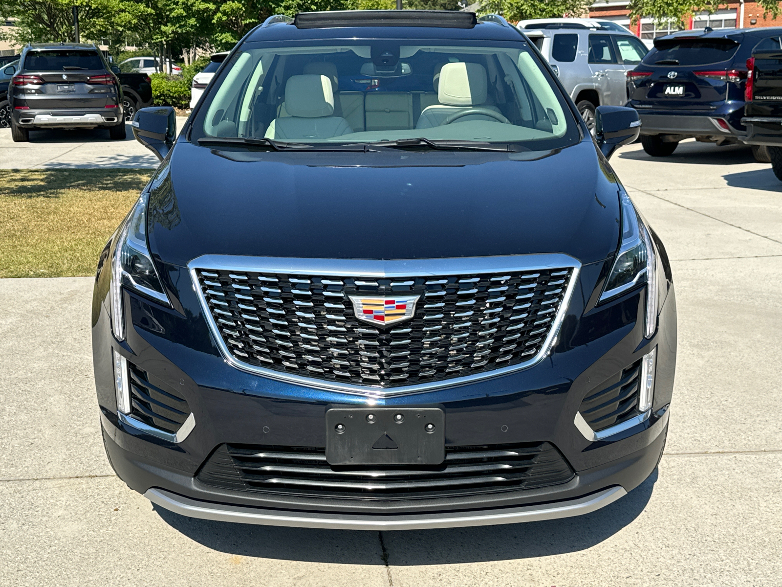 2021 Cadillac XT5 Premium Luxury 3