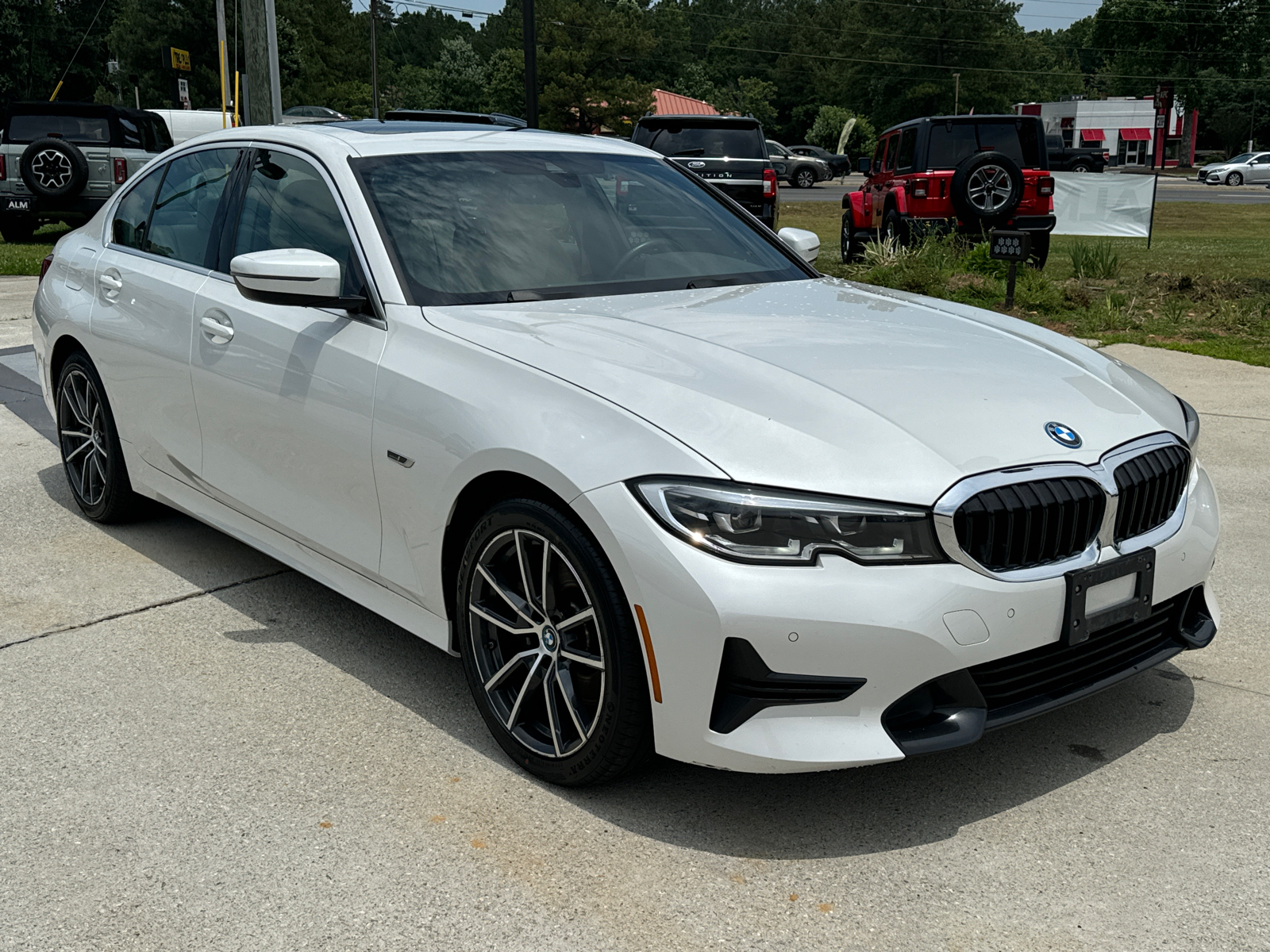 2022 BMW 3 Series 330e iPerformance 3