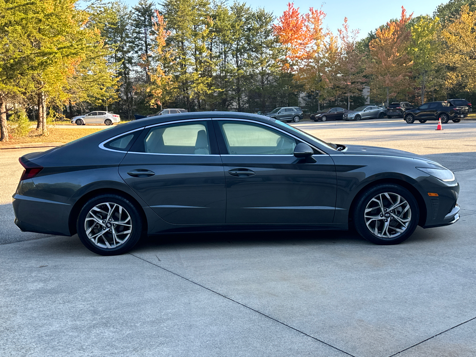 2022 Hyundai Sonata SEL 4