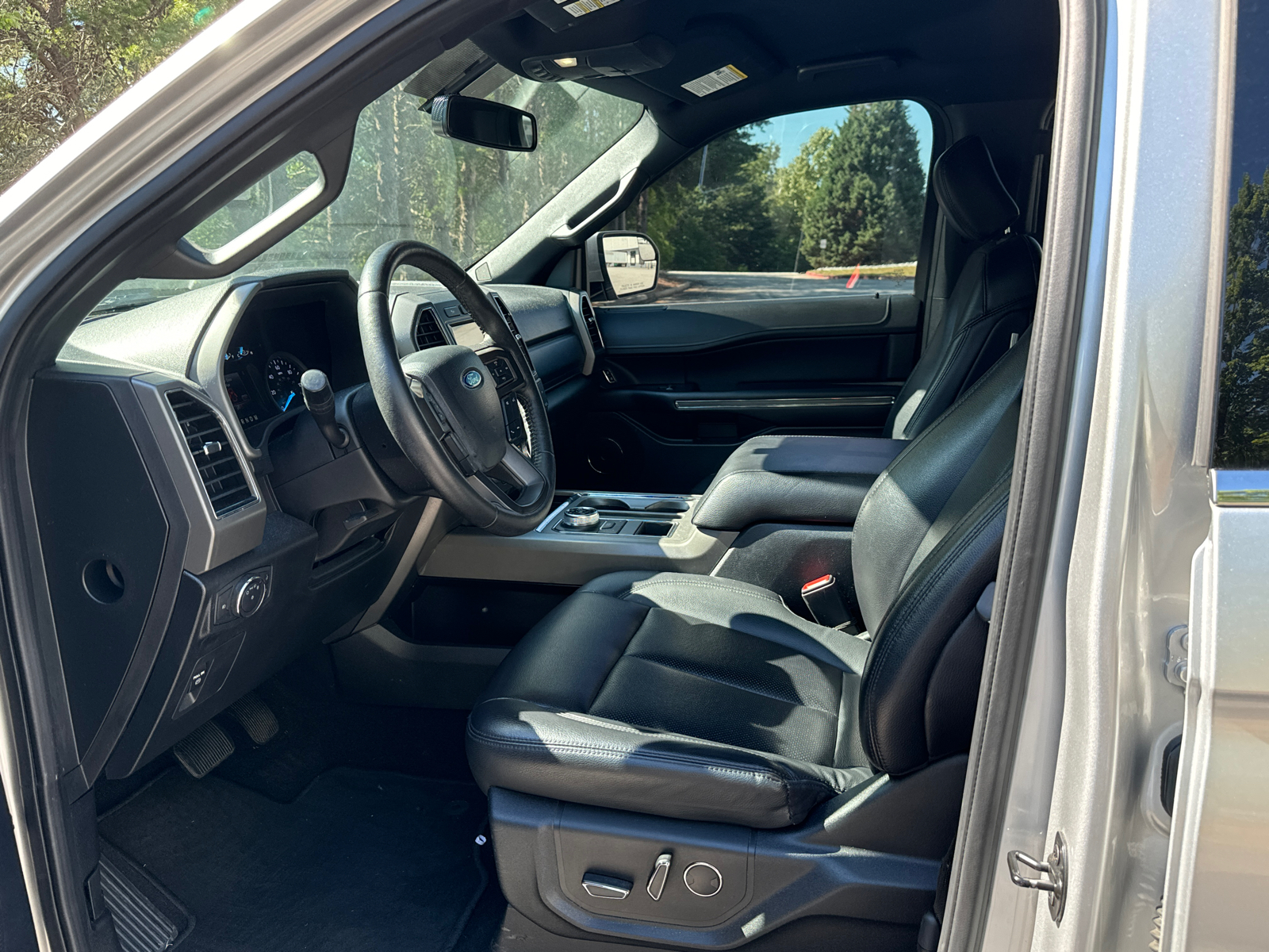 2019 Ford Expedition XLT 12