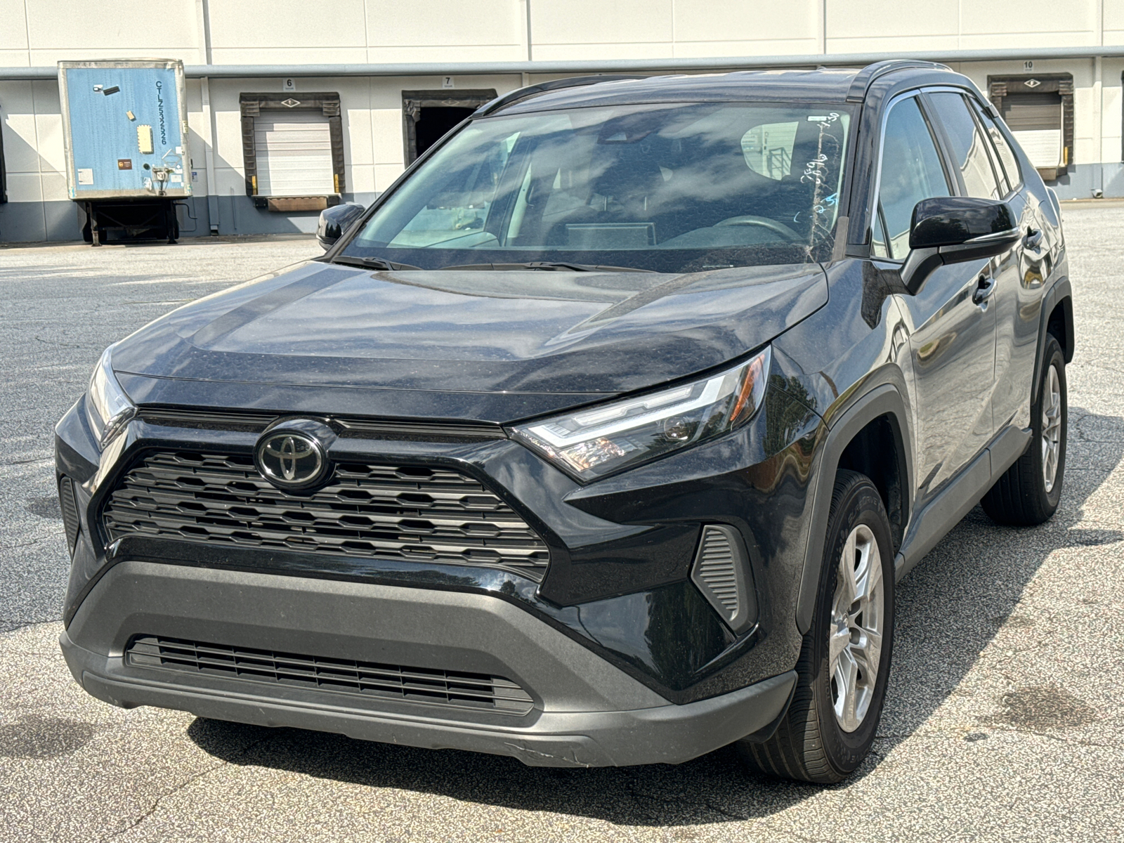 2022 Toyota RAV4 XLE 1