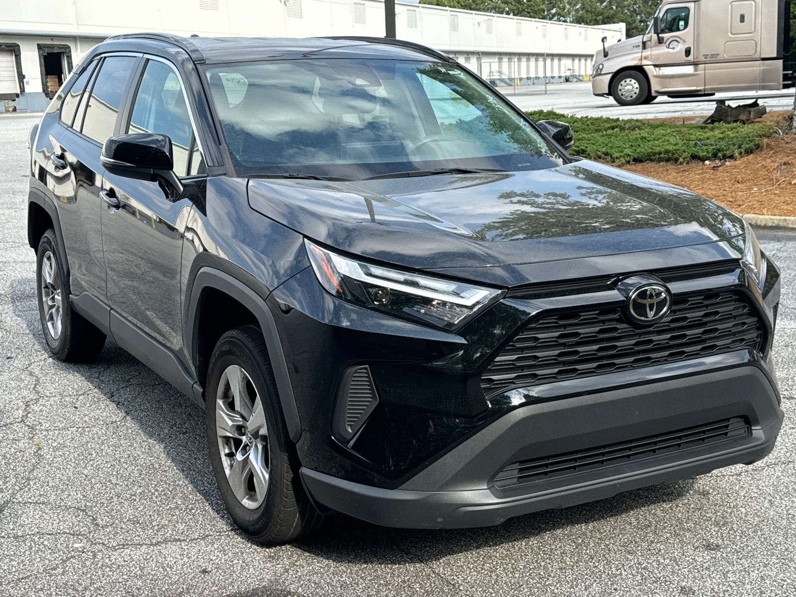 2022 Toyota RAV4 XLE 4