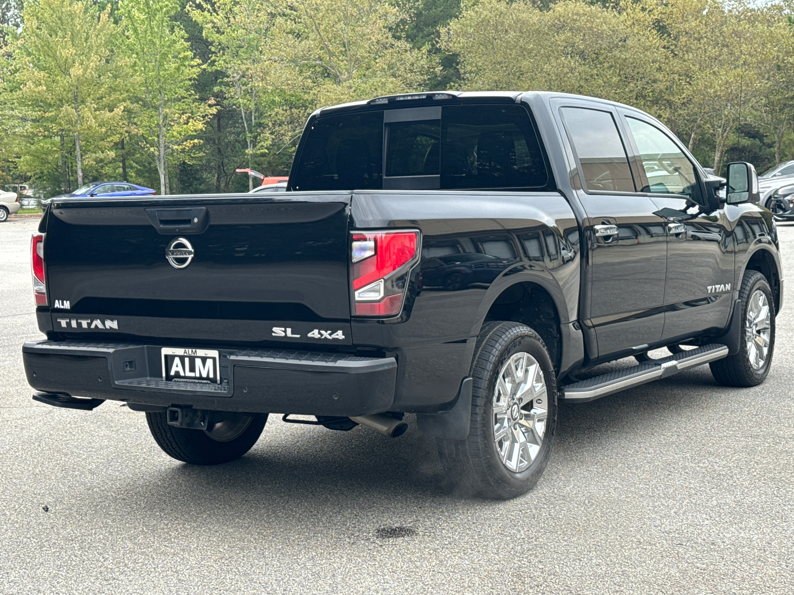 2021 Nissan Titan SL 5