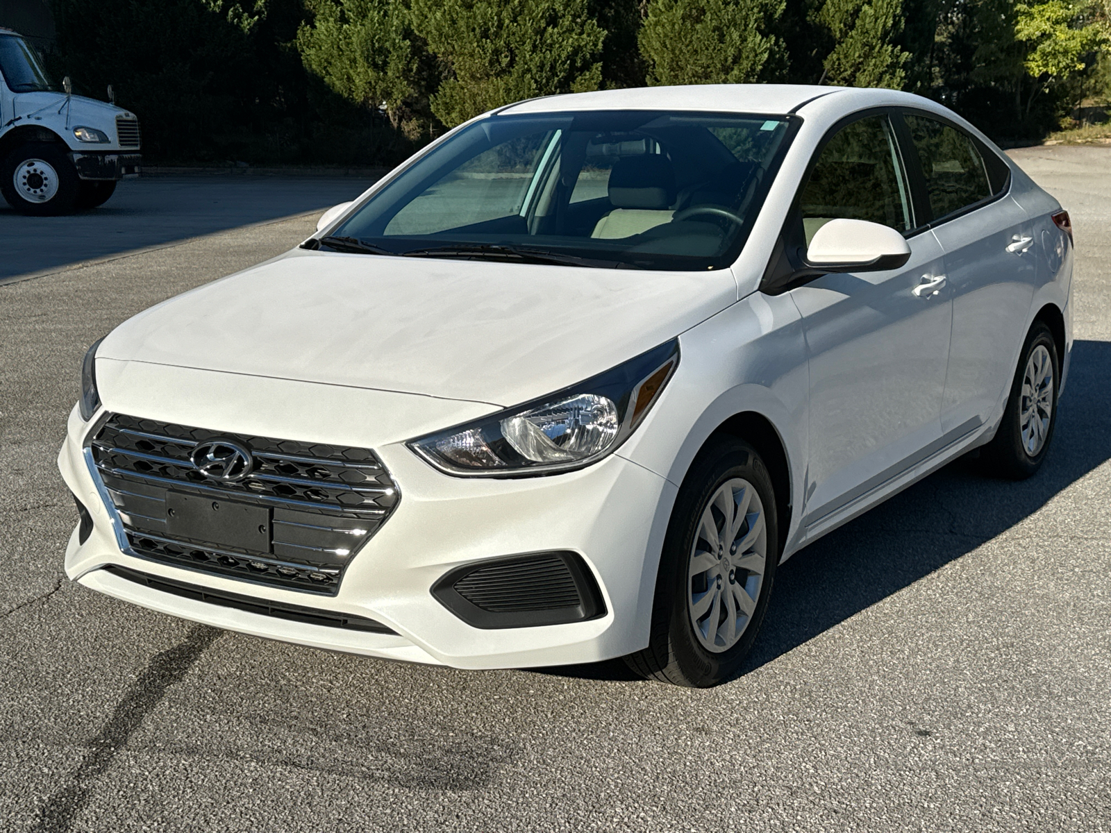 2022 Hyundai Accent SE 1