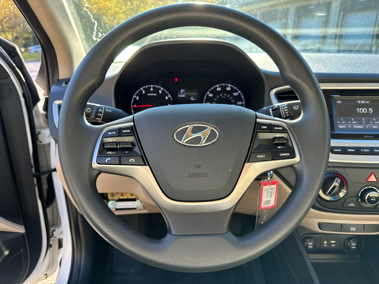 2022 Hyundai Accent SE 25