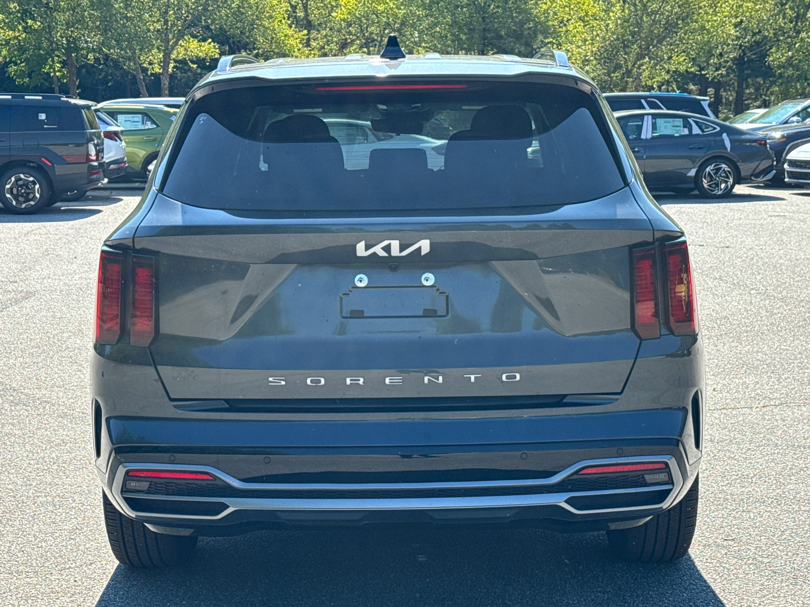 2022 Kia Sorento S 8