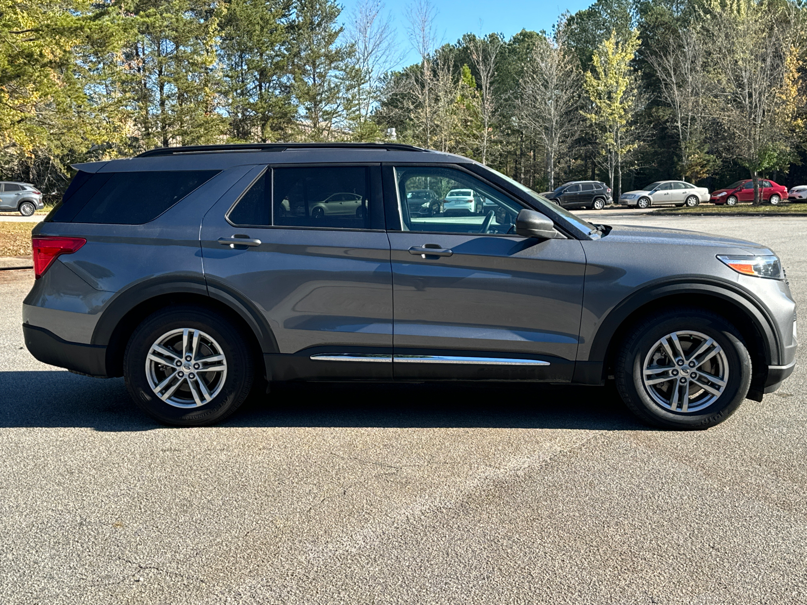 2022 Ford Explorer XLT 4