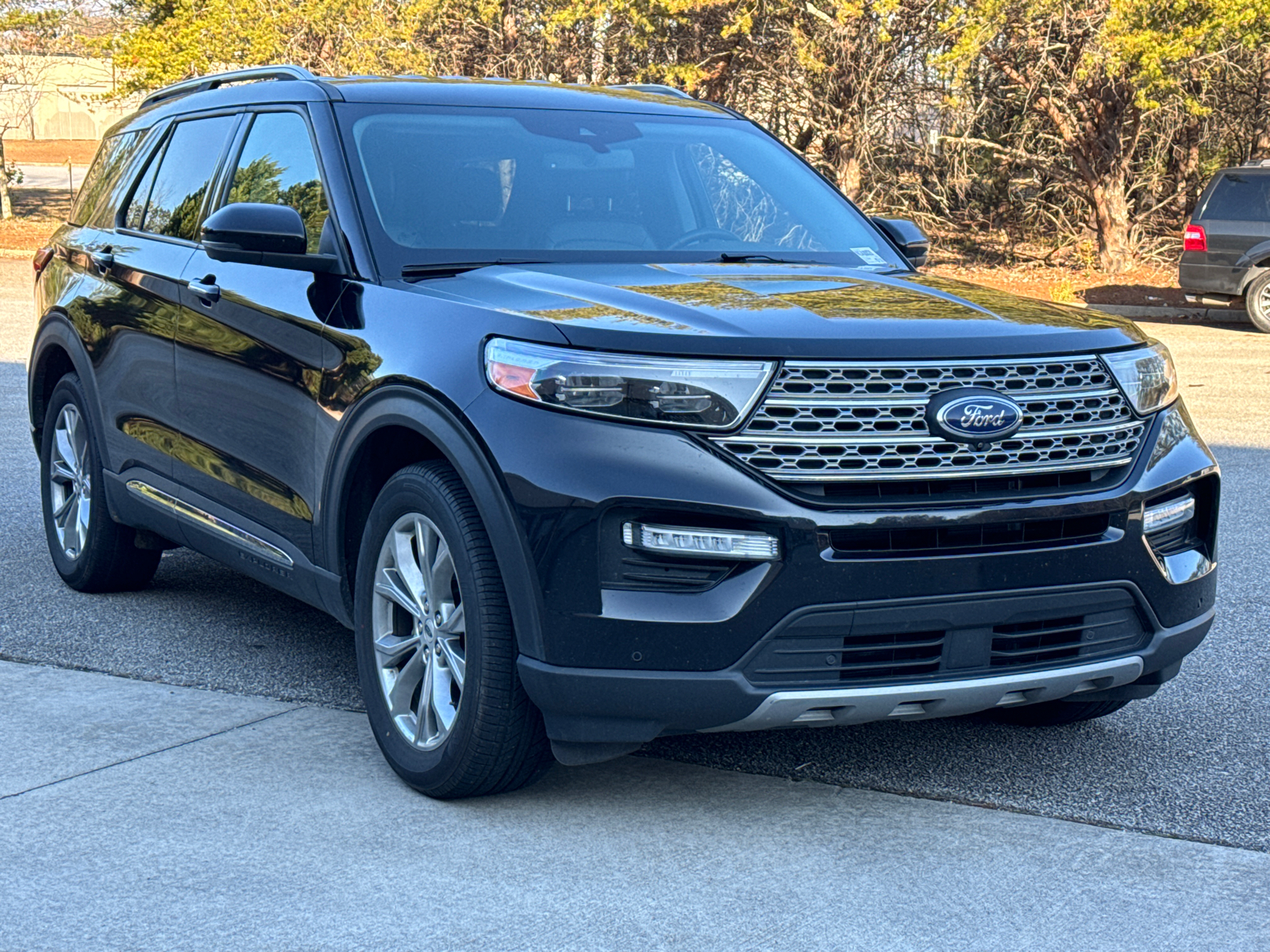 2022 Ford Explorer Limited 3