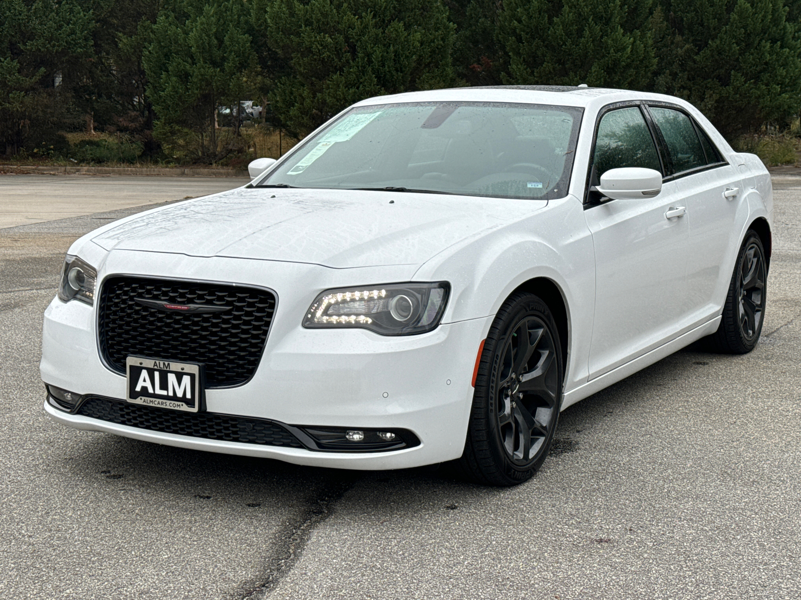 2022 Chrysler 300 S 1