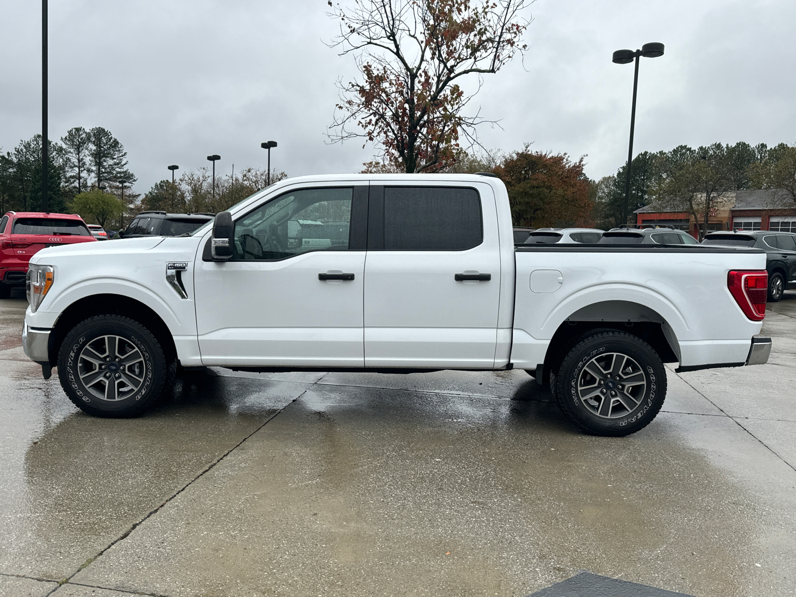 2022 Ford F-150 XL 8