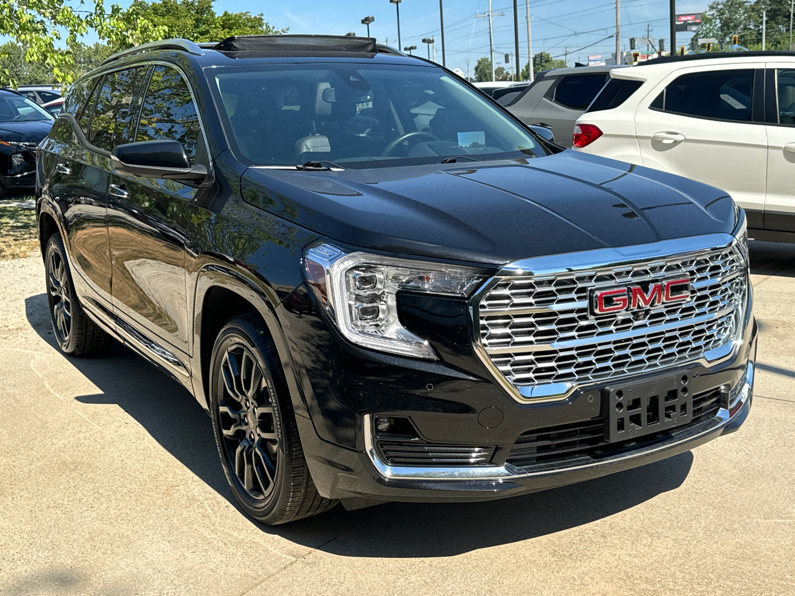 2022 GMC Terrain Denali 4