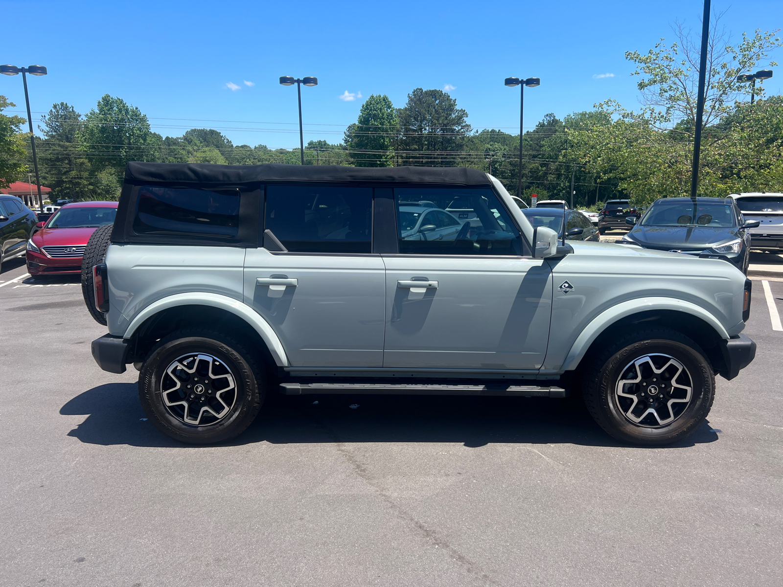 2022 Ford Bronco Outer Banks 4