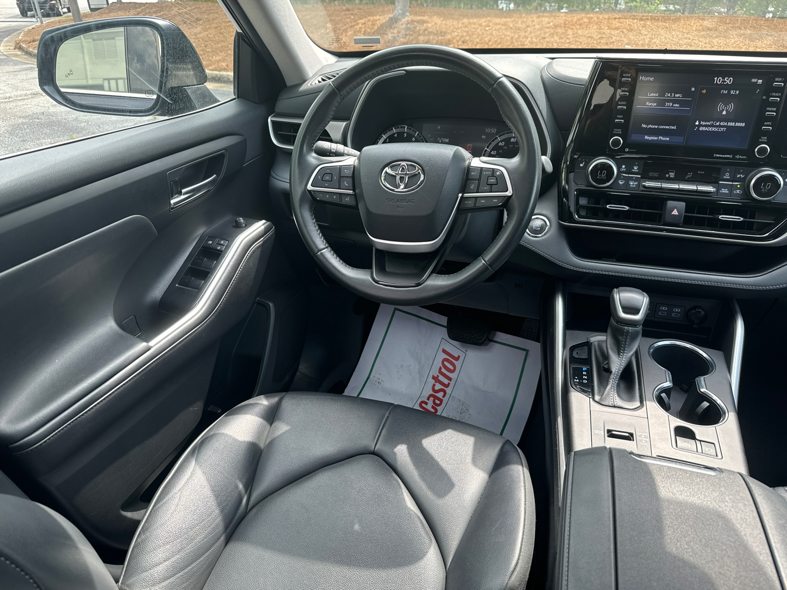 2022 Toyota Highlander XLE 28