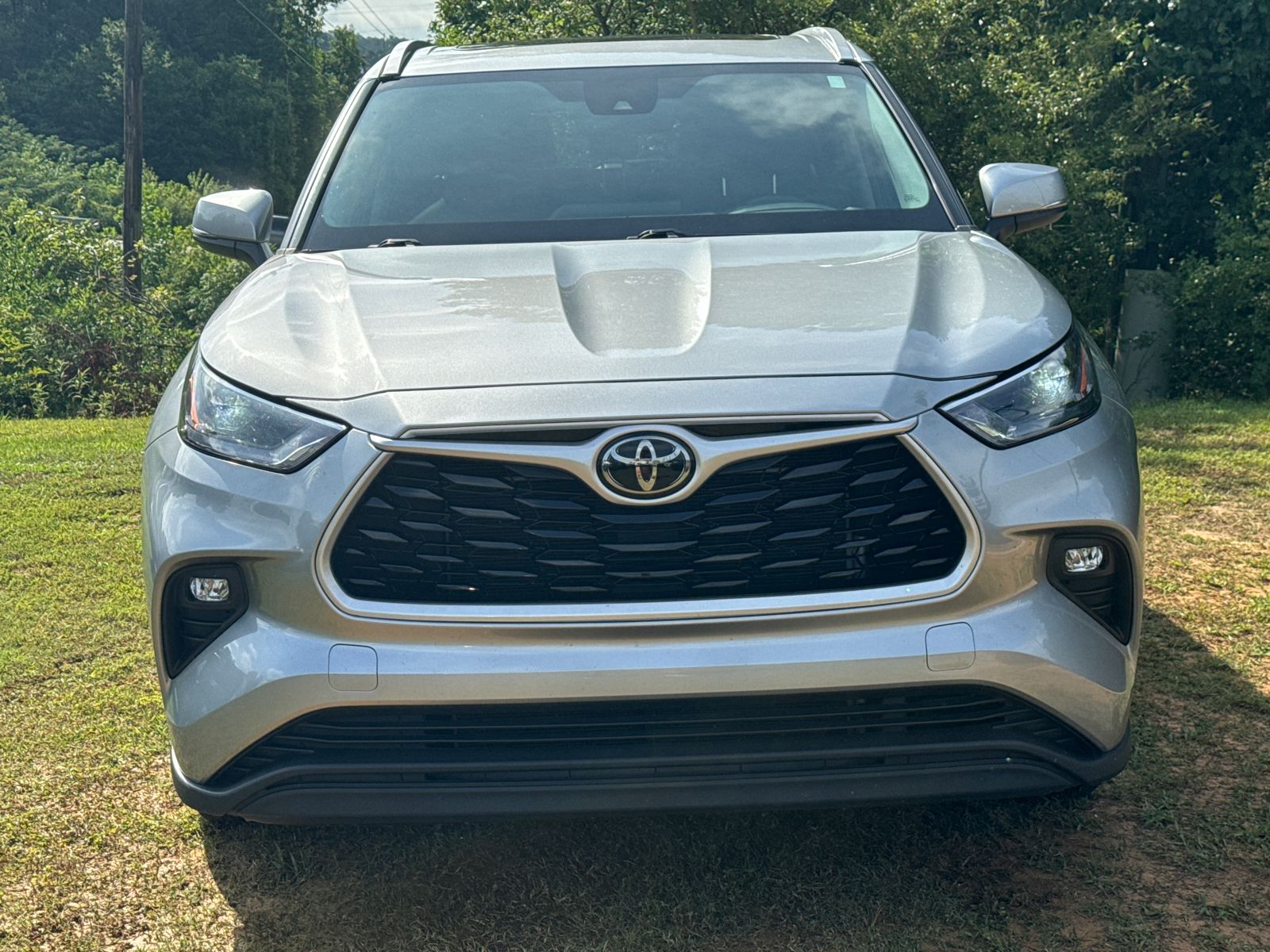 2022 Toyota Highlander XLE 3