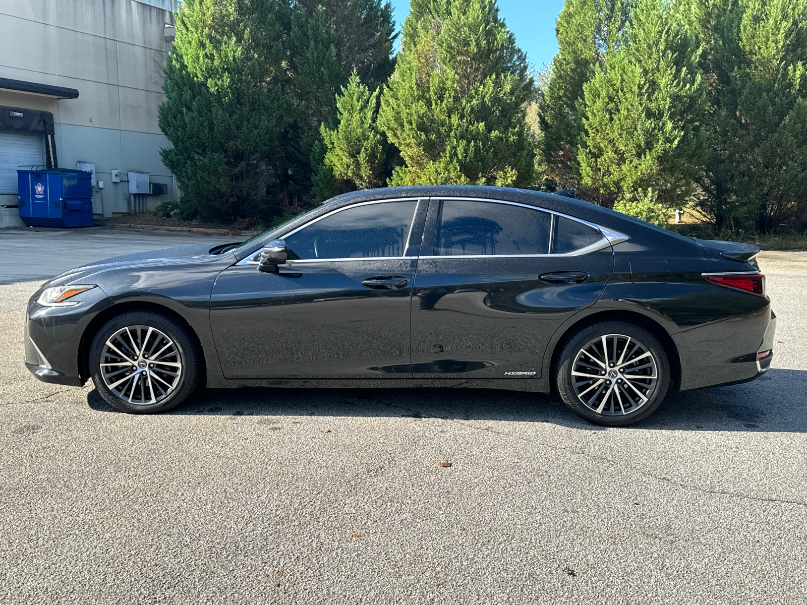 2022 Lexus ES 300h Base 8