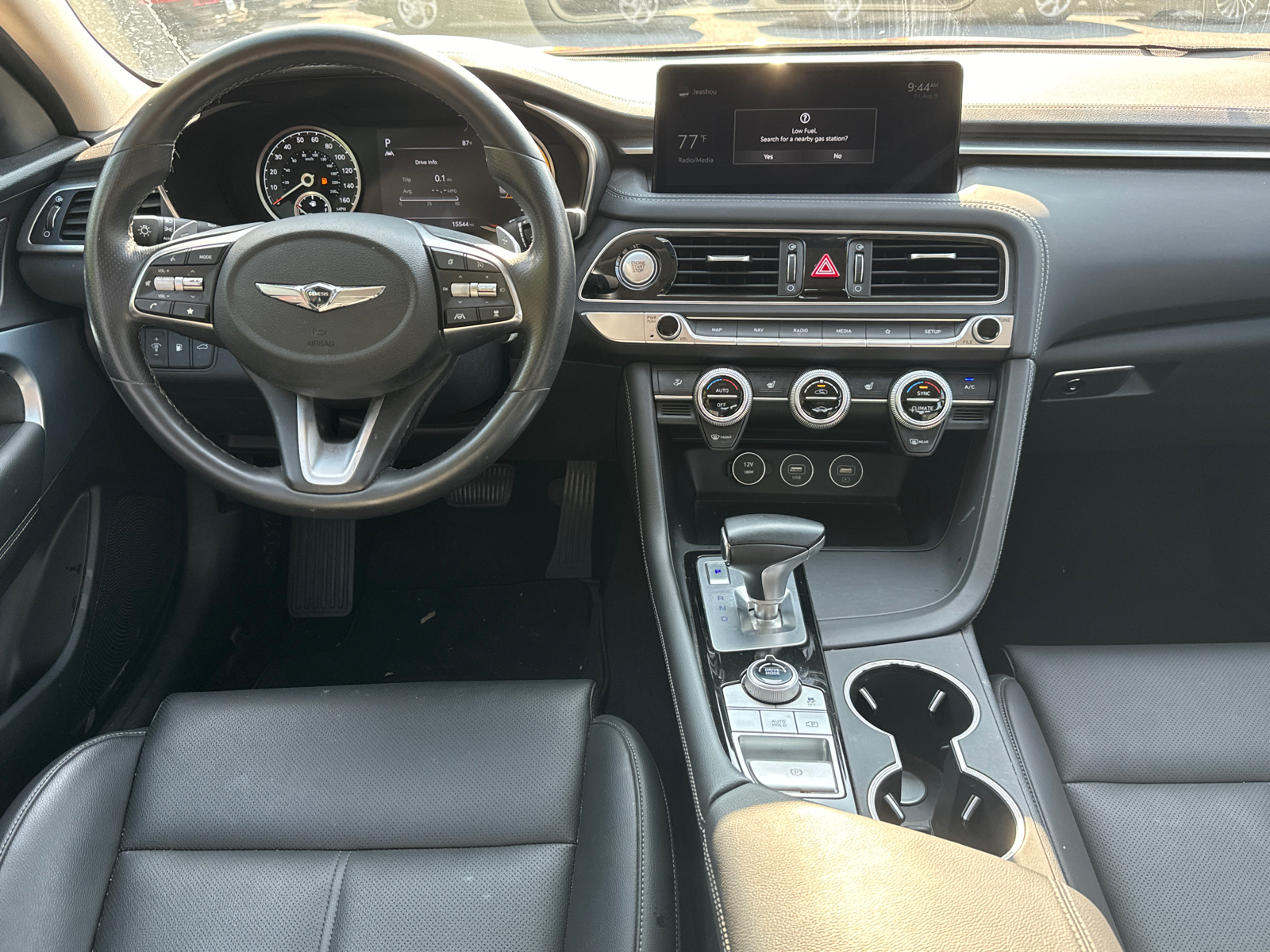 2022 Genesis G70 2.0T 23