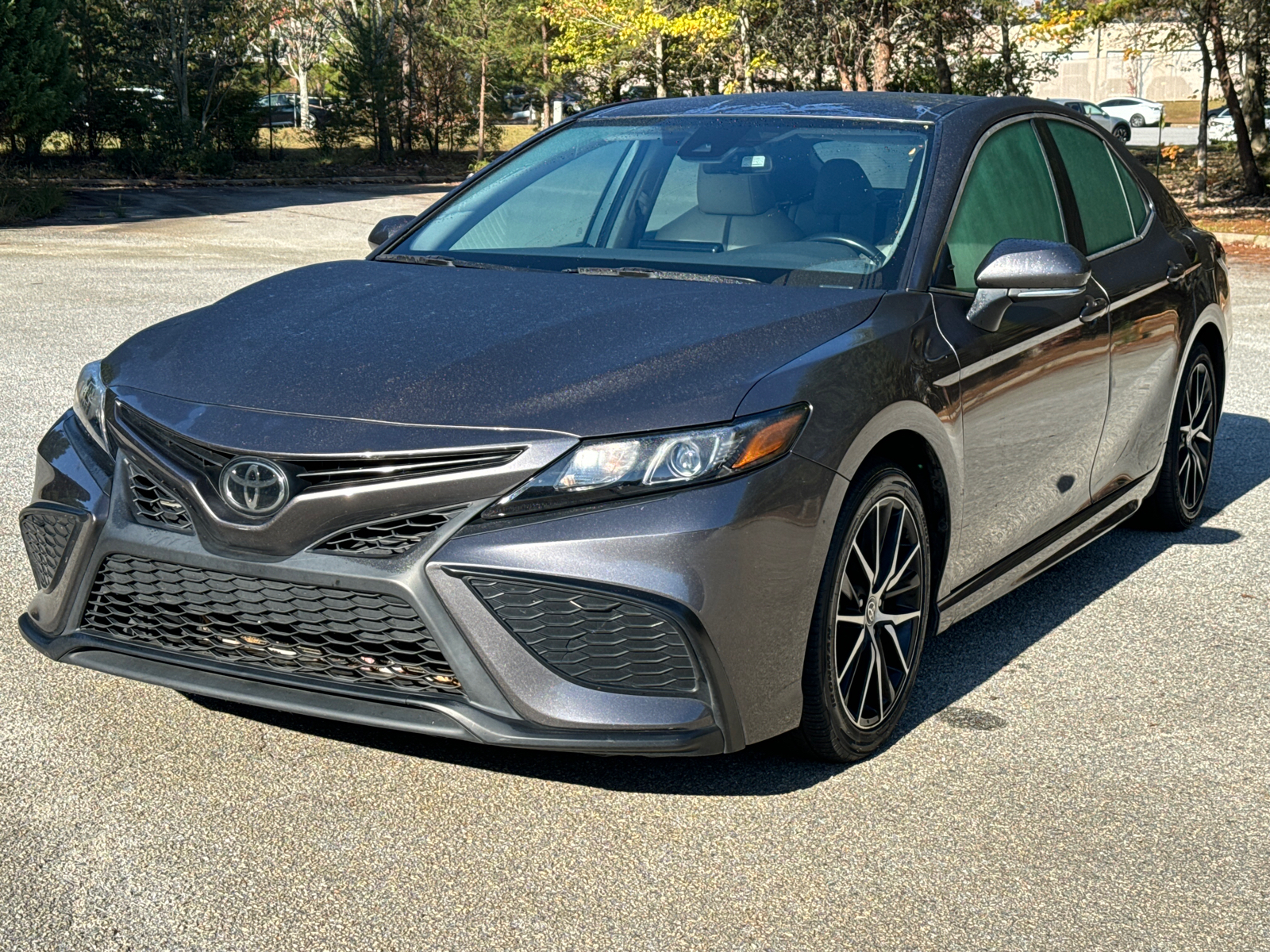 2022 Toyota Camry SE 1