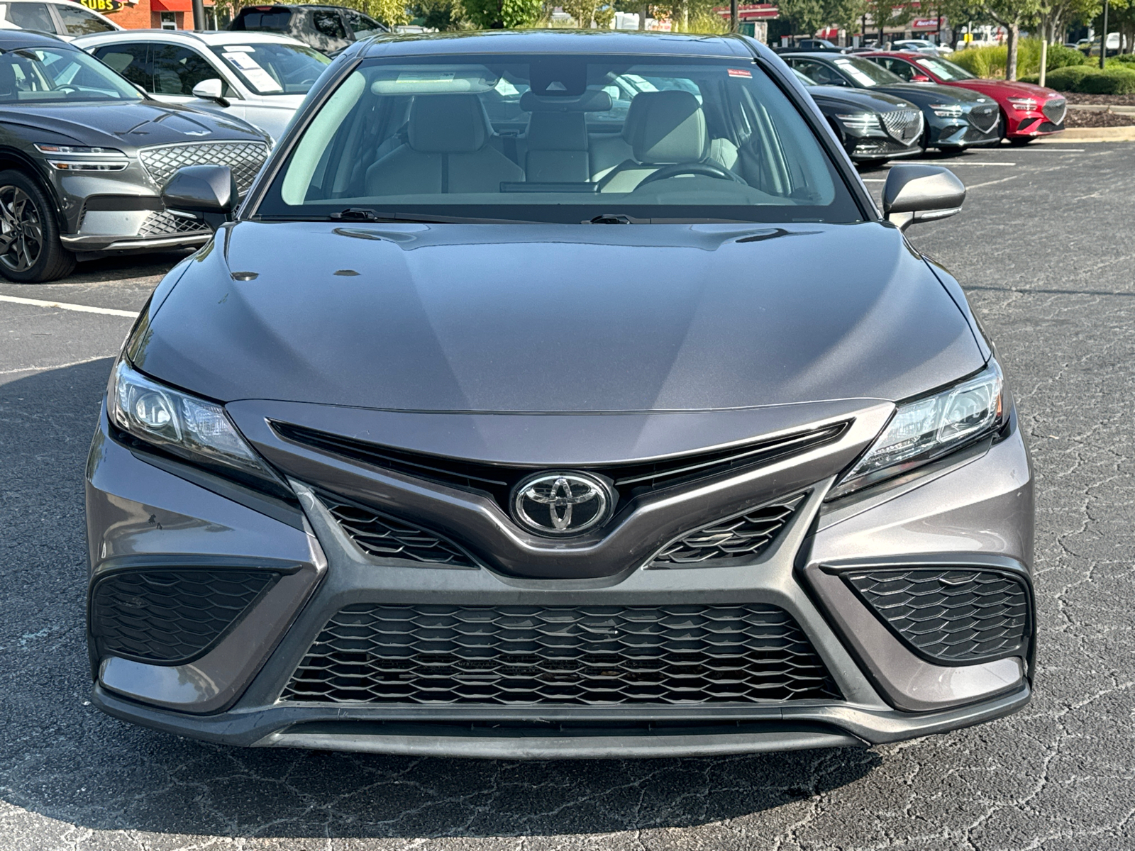 2022 Toyota Camry SE 2