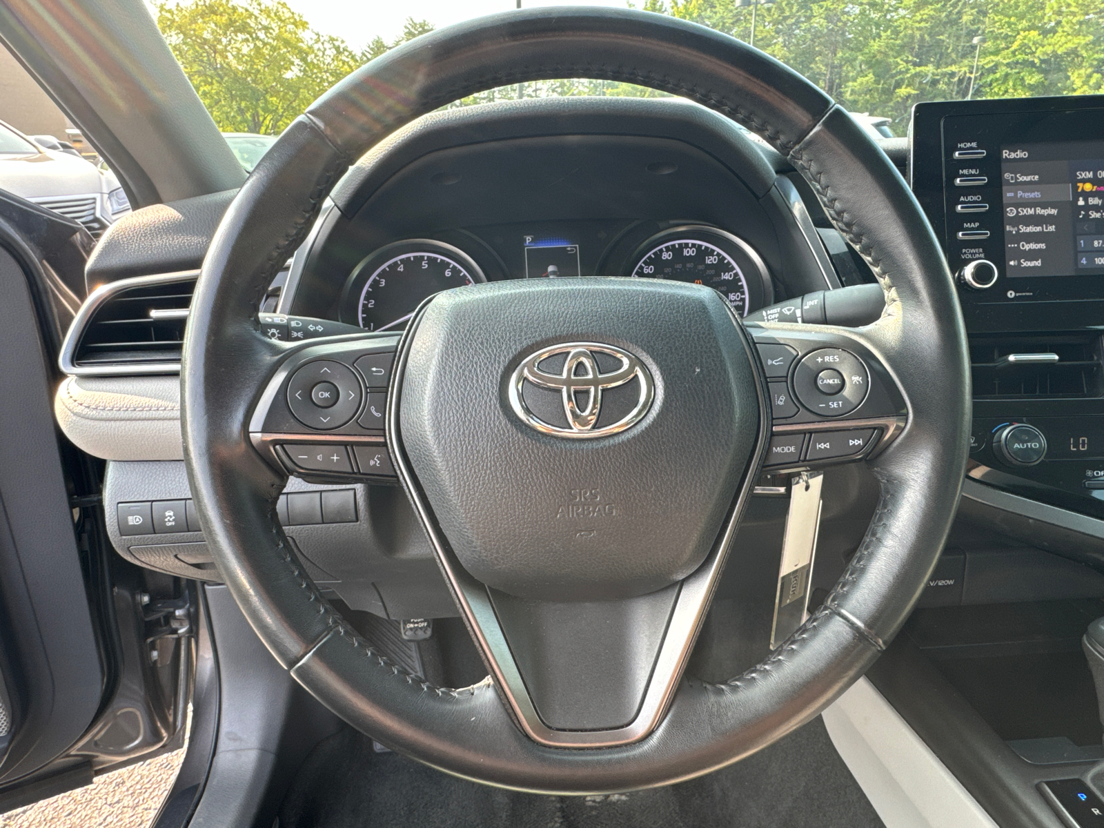 2022 Toyota Camry SE 25