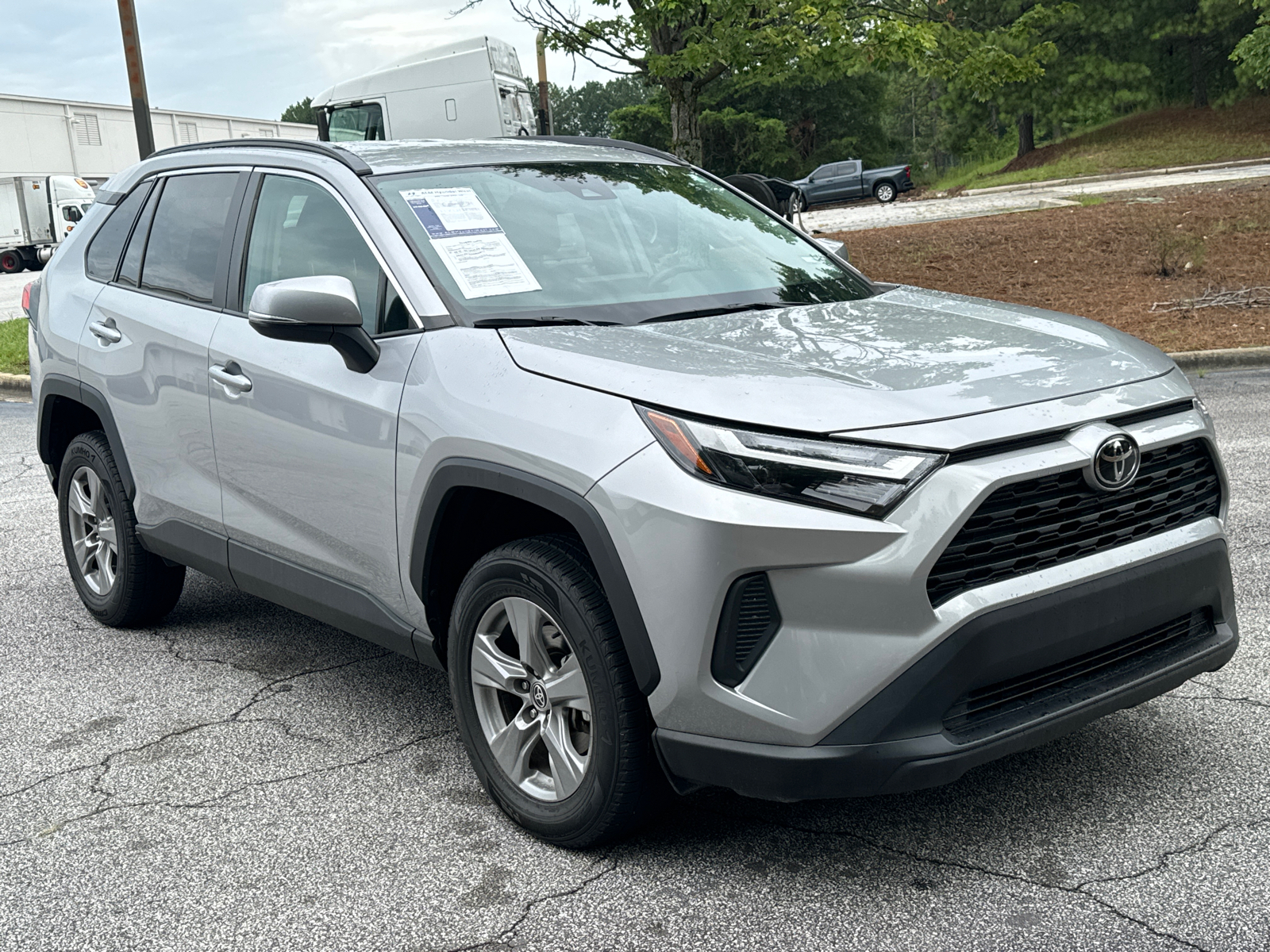 2022 Toyota RAV4 XLE 4