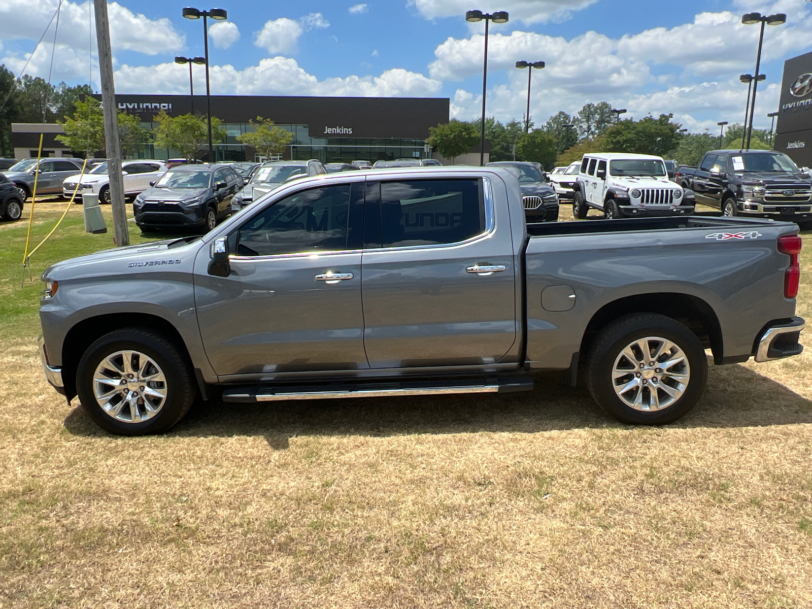 2022 Chevrolet Silverado 1500 LTD LTZ 11