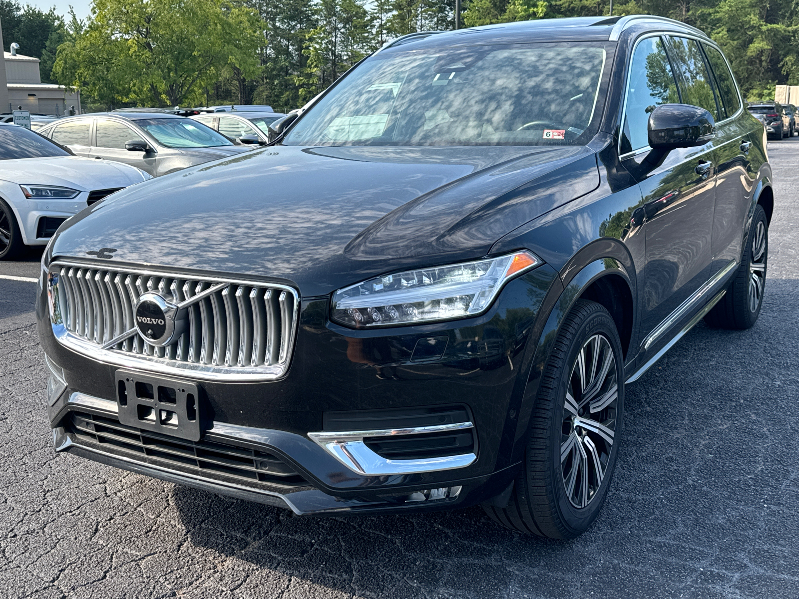 2023 Volvo XC90 B6 Plus 7-Seater 1