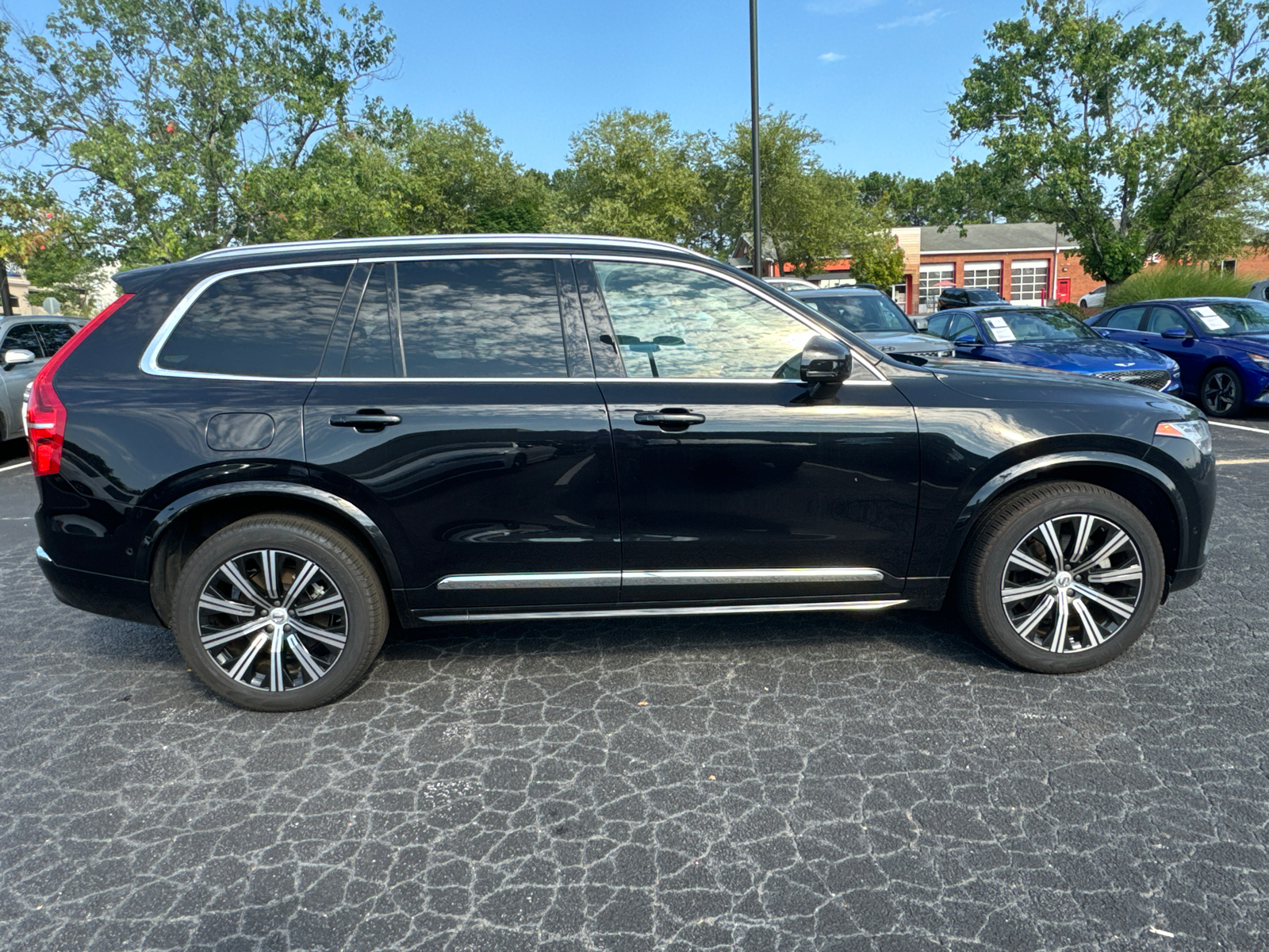 2023 Volvo XC90 B6 Plus 7-Seater 4