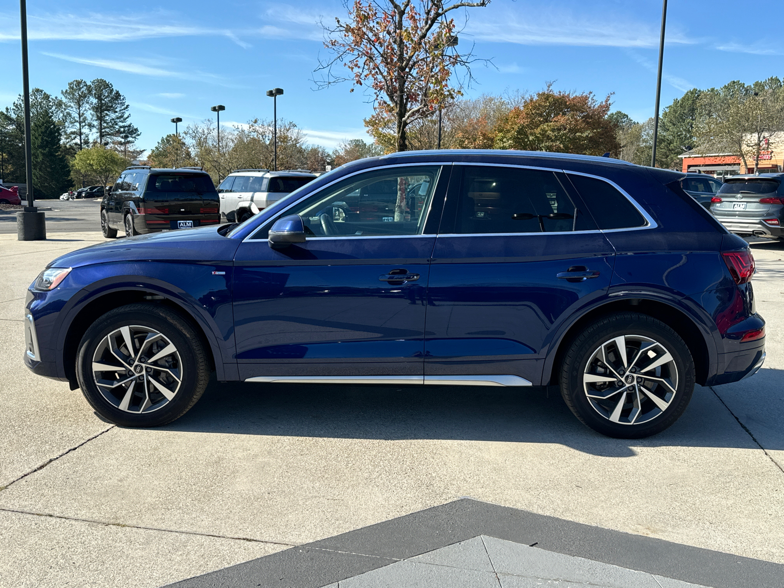 2023 Audi Q5 45 S line Premium Plus 8