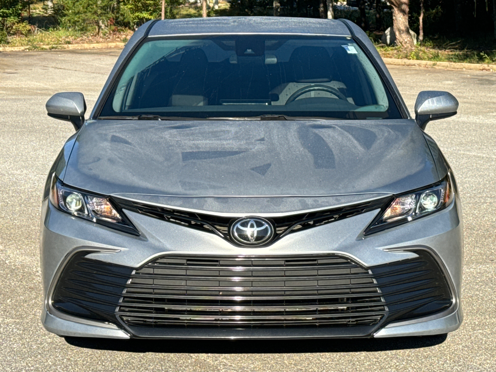 2022 Toyota Camry LE 2