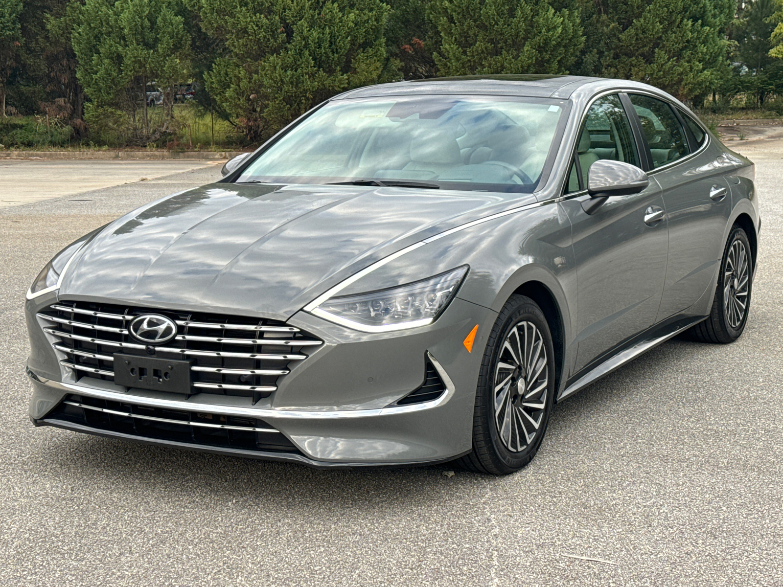 2023 Hyundai Sonata Hybrid Limited 1