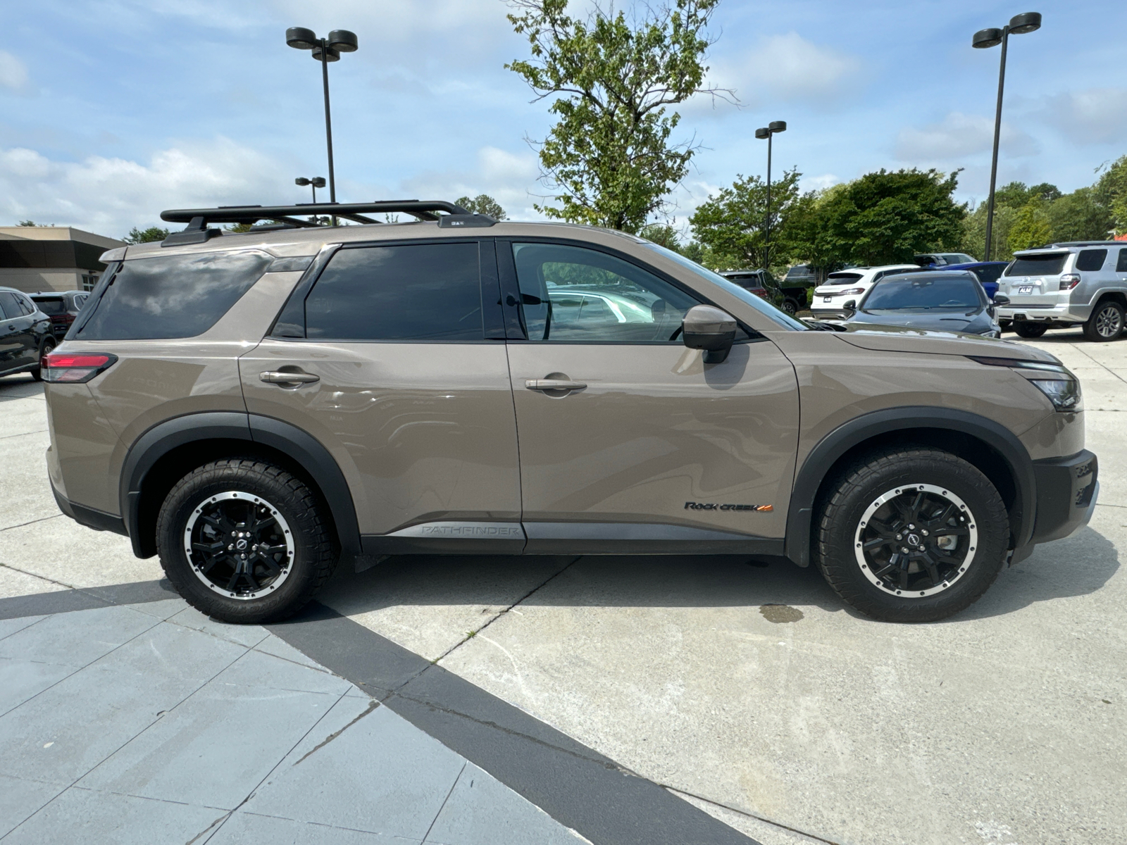 2023 Nissan Pathfinder Rock Creek 5