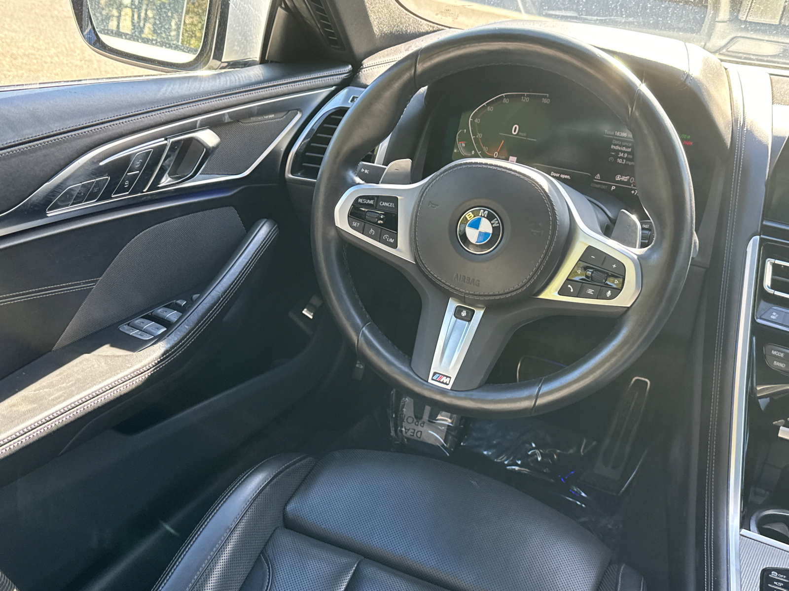 2023 BMW 8 Series 840 26