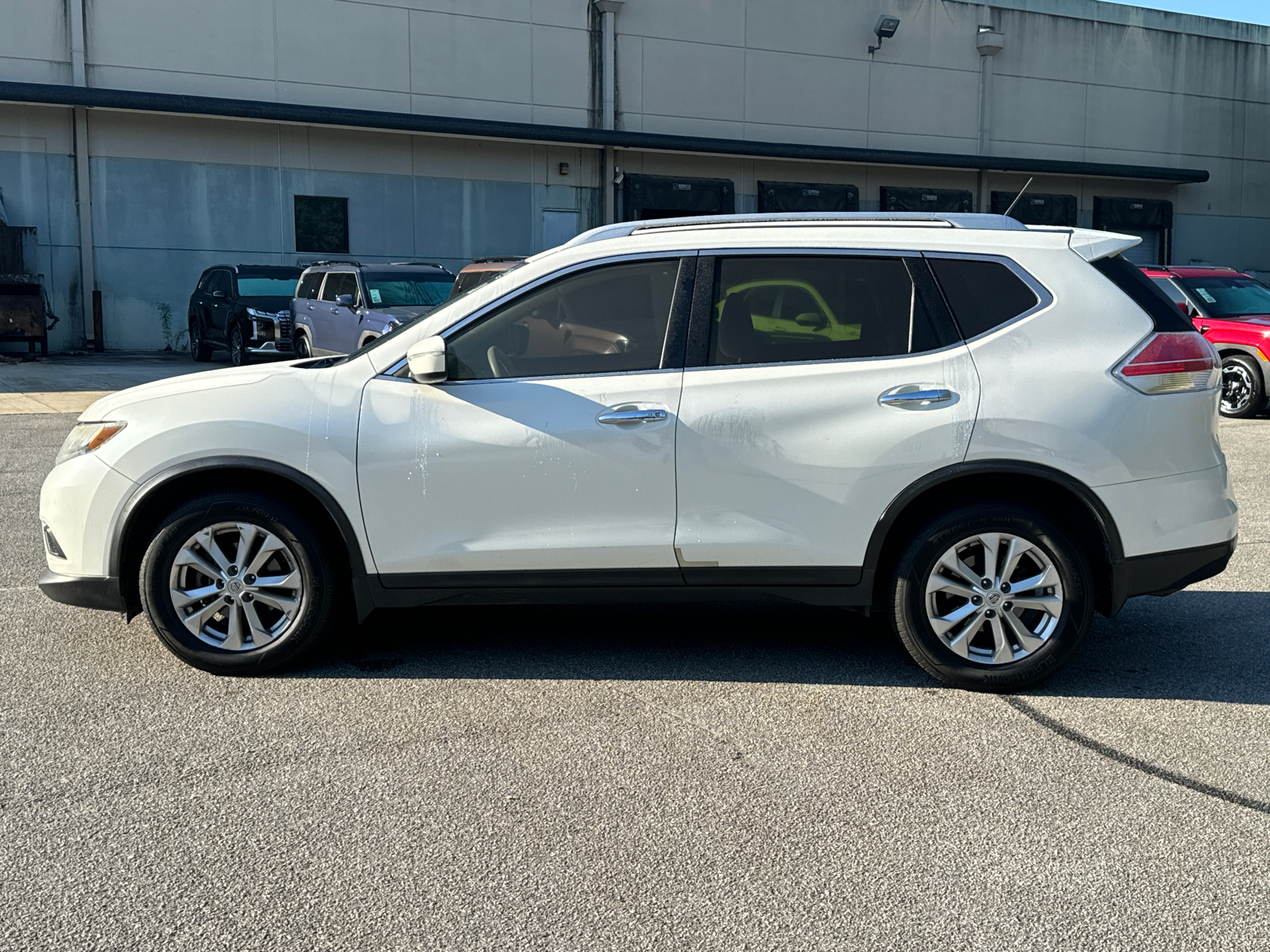 2015 Nissan Rogue SV 8