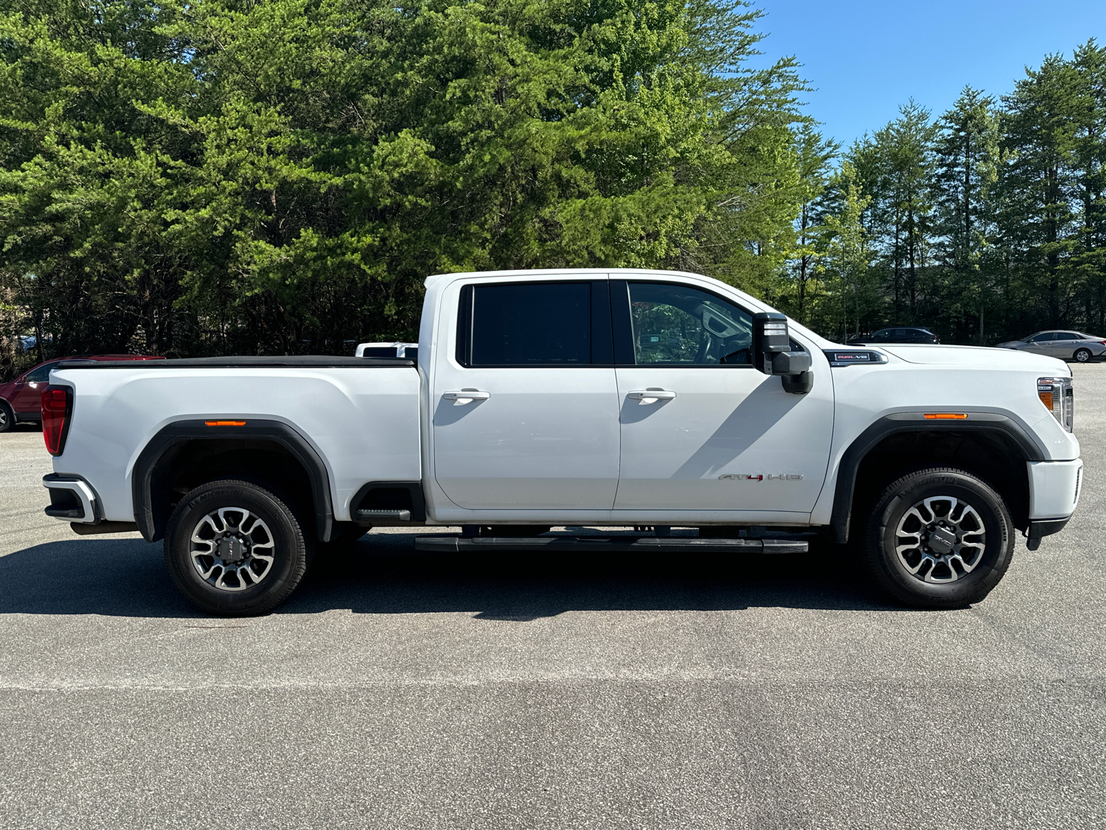 2023 GMC Sierra 2500HD AT4 5